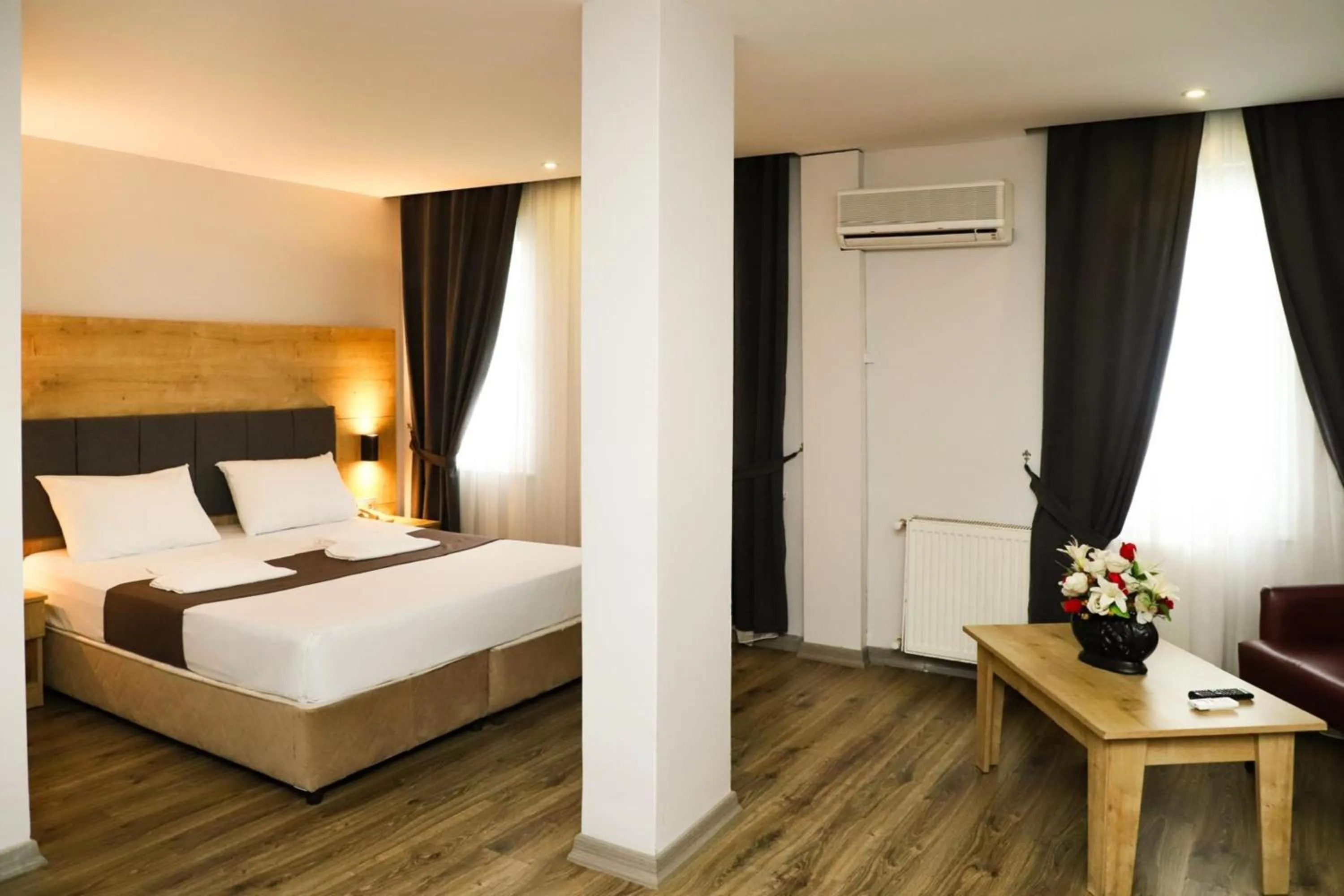 Photo of the whole room, Bed in Yıldız Moonlight Hotel Trabzon