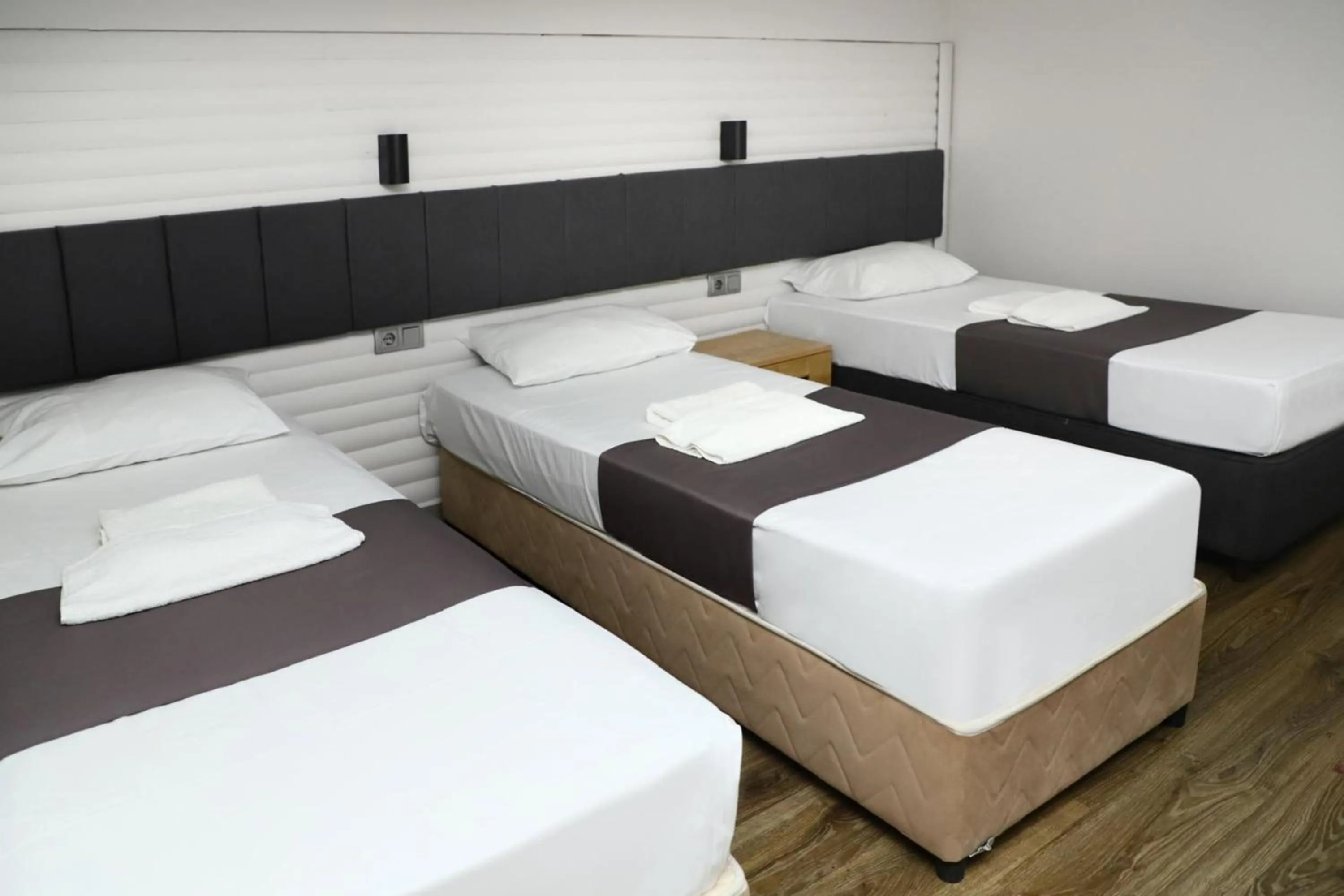 Photo of the whole room, Bed in Yıldız Moonlight Hotel Trabzon