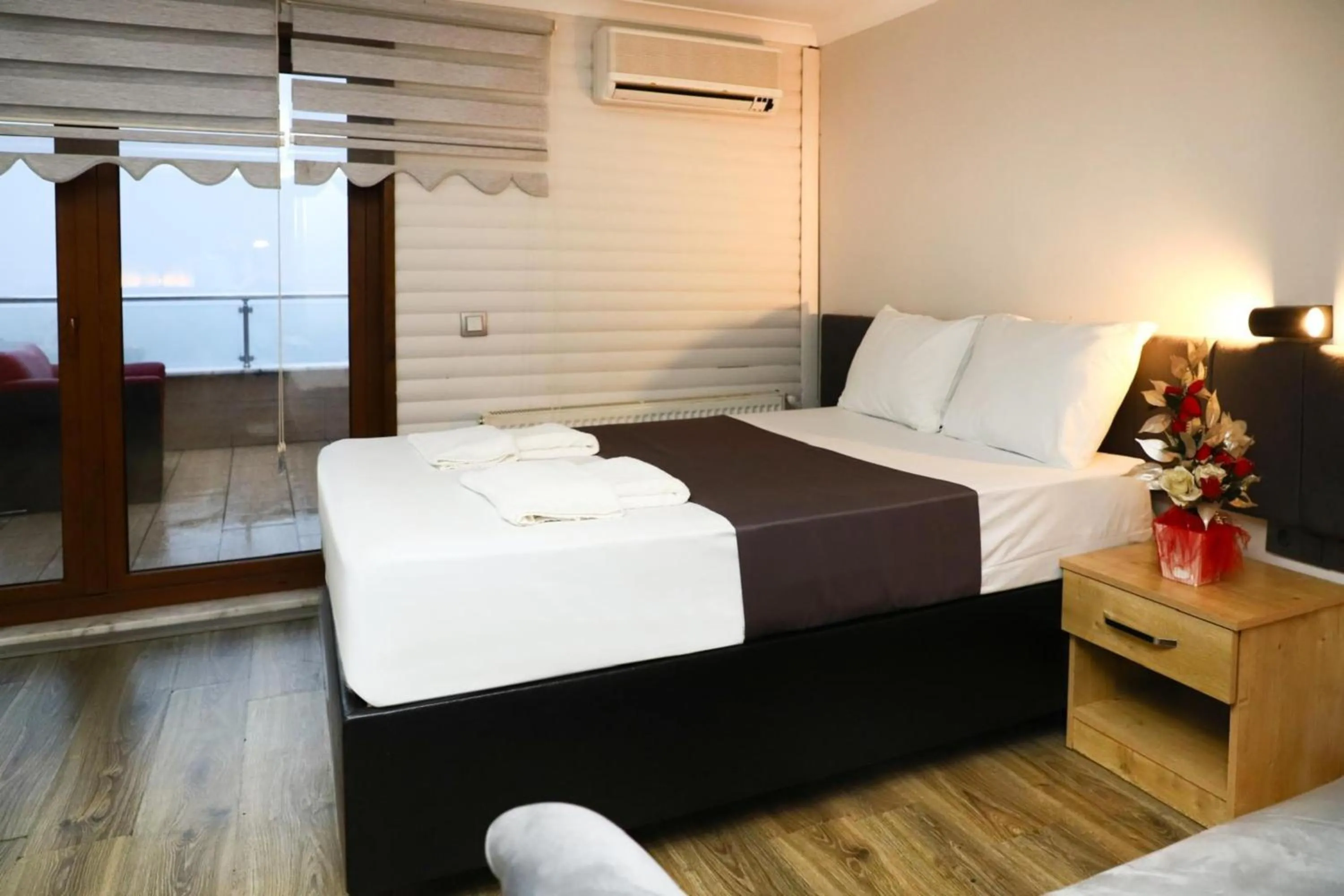 Photo of the whole room, Bed in Yıldız Moonlight Hotel Trabzon