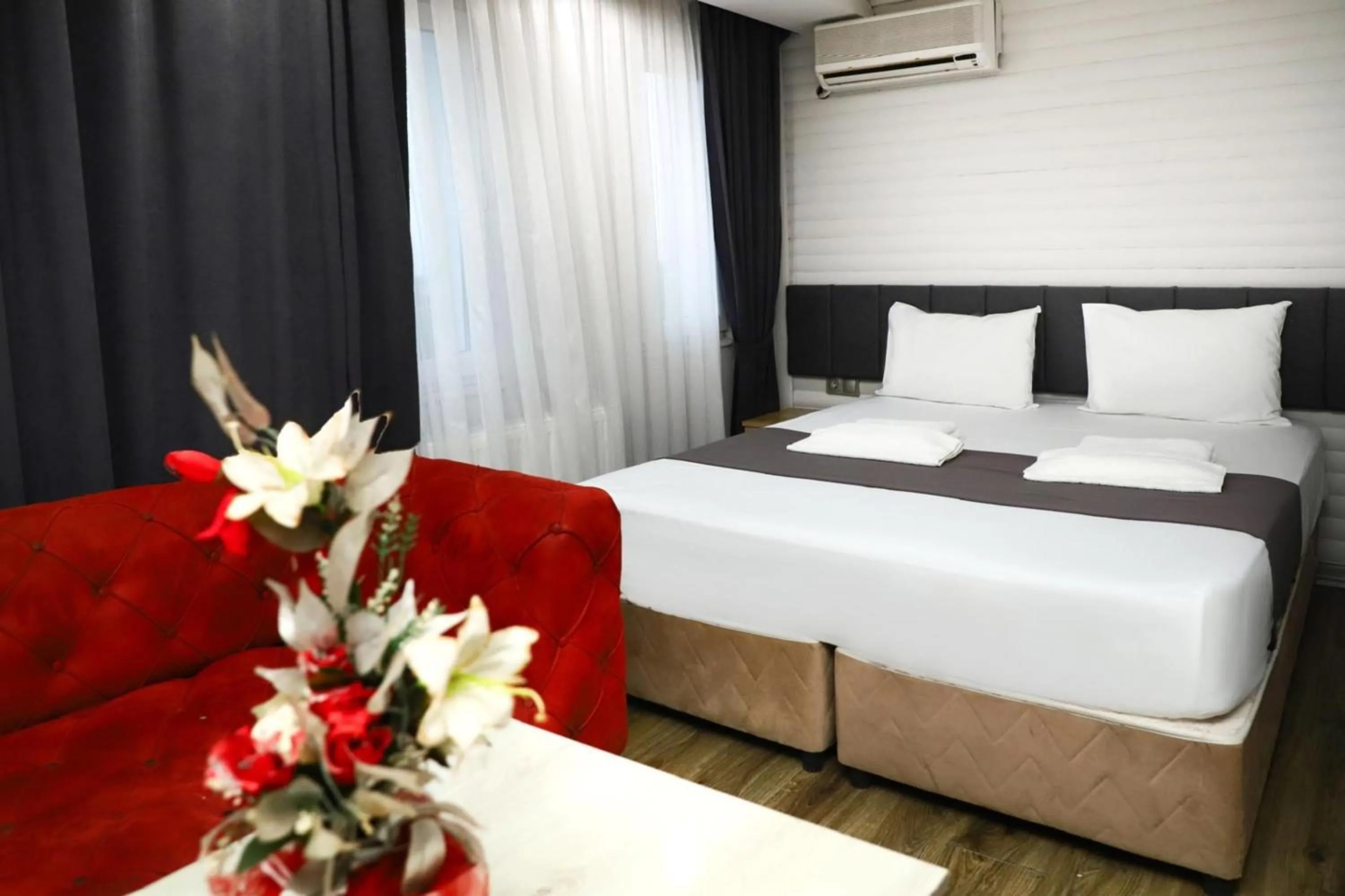 Photo of the whole room, Bed in Yıldız Moonlight Hotel Trabzon