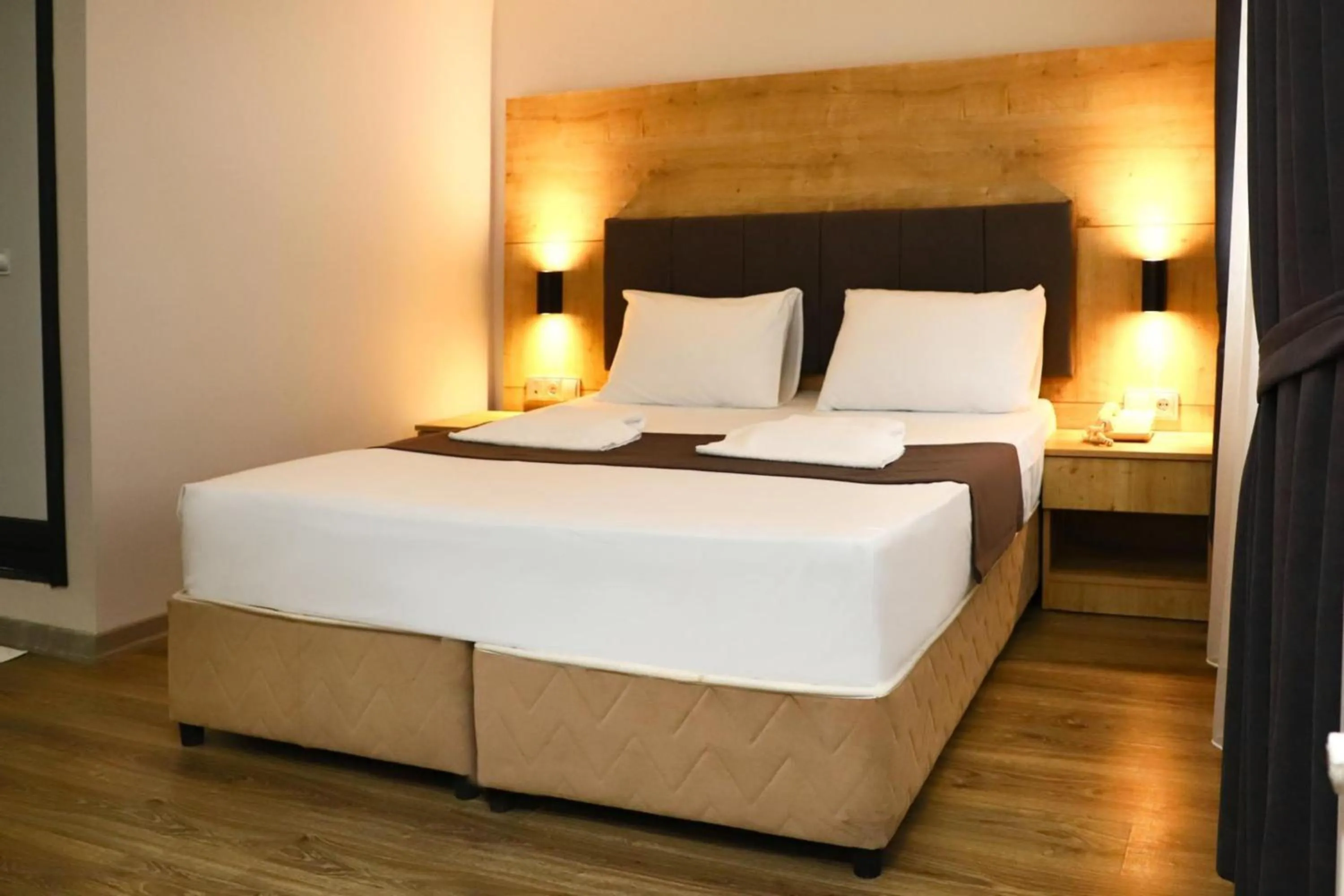 Photo of the whole room, Bed in Yıldız Moonlight Hotel Trabzon