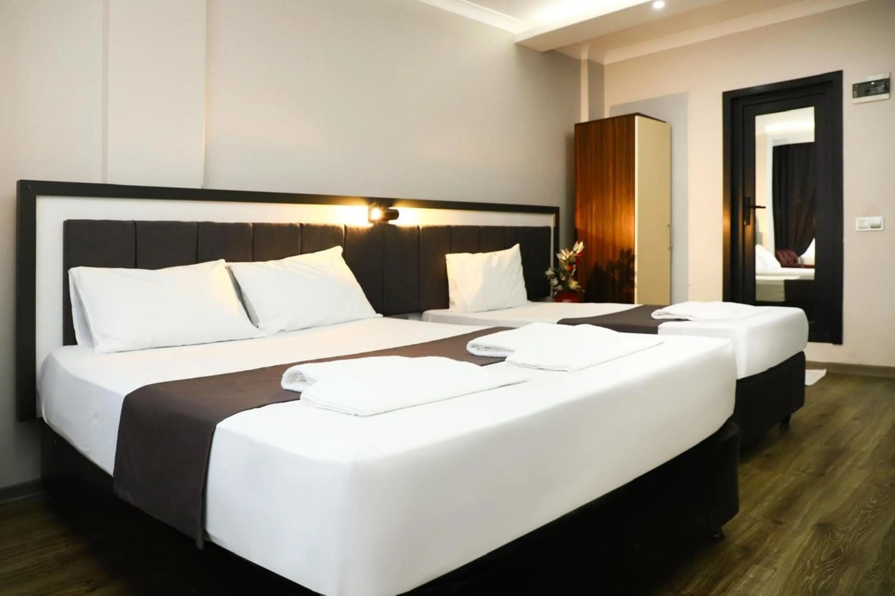 Photo of the whole room, Bed in Yıldız Moonlight Hotel Trabzon
