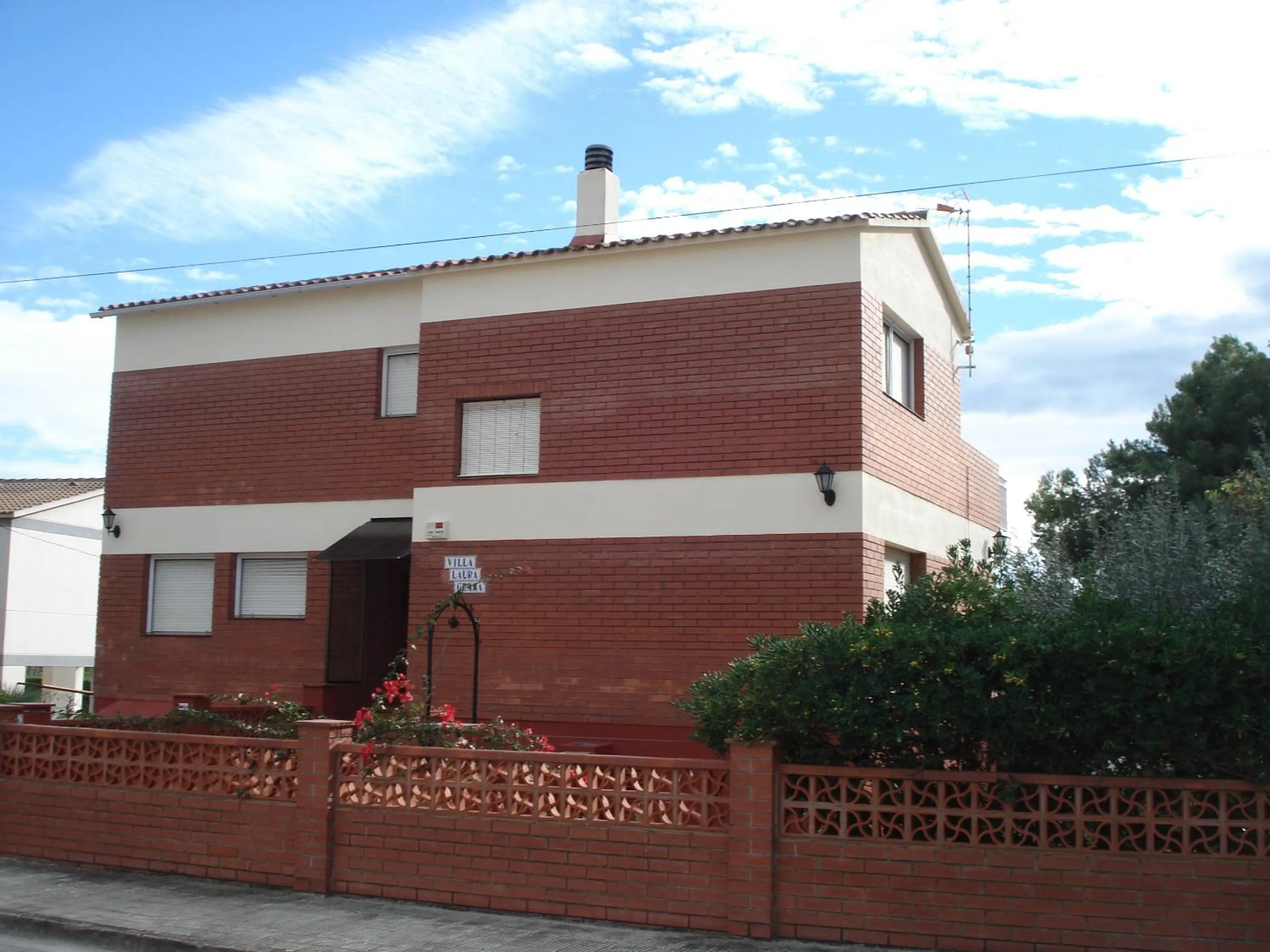 Facade/entrance in Villa Lagem