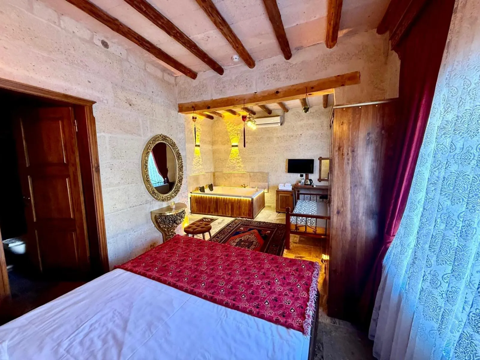 Bed in Avanos Suites