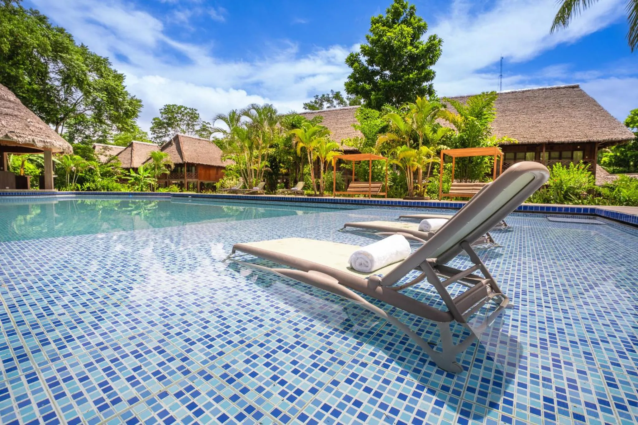 Swimming pool in IKAM Riverview Amazon Lodge - Asociado Casa Andina