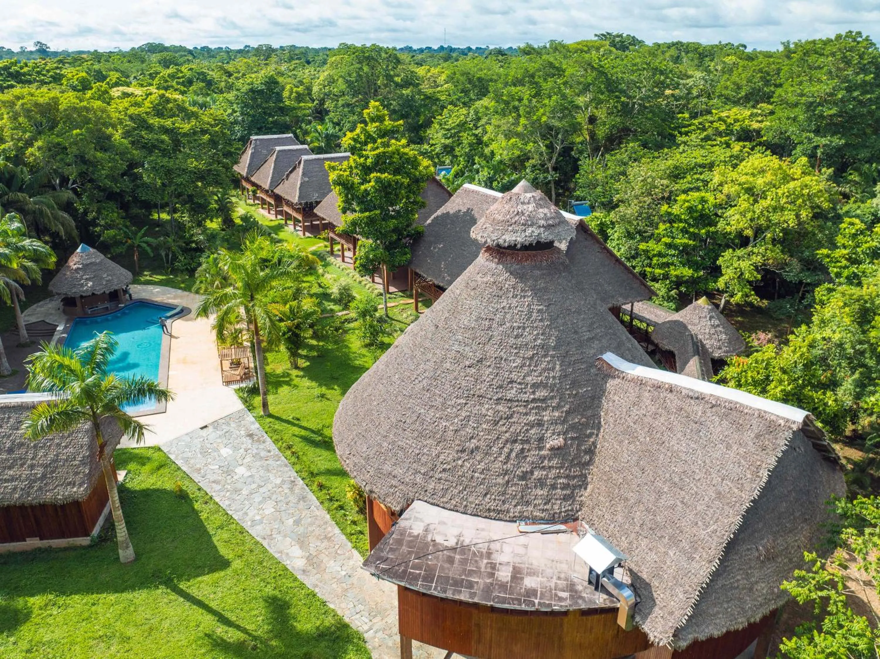 Swimming pool in IKAM Riverview Amazon Lodge - Asociado Casa Andina