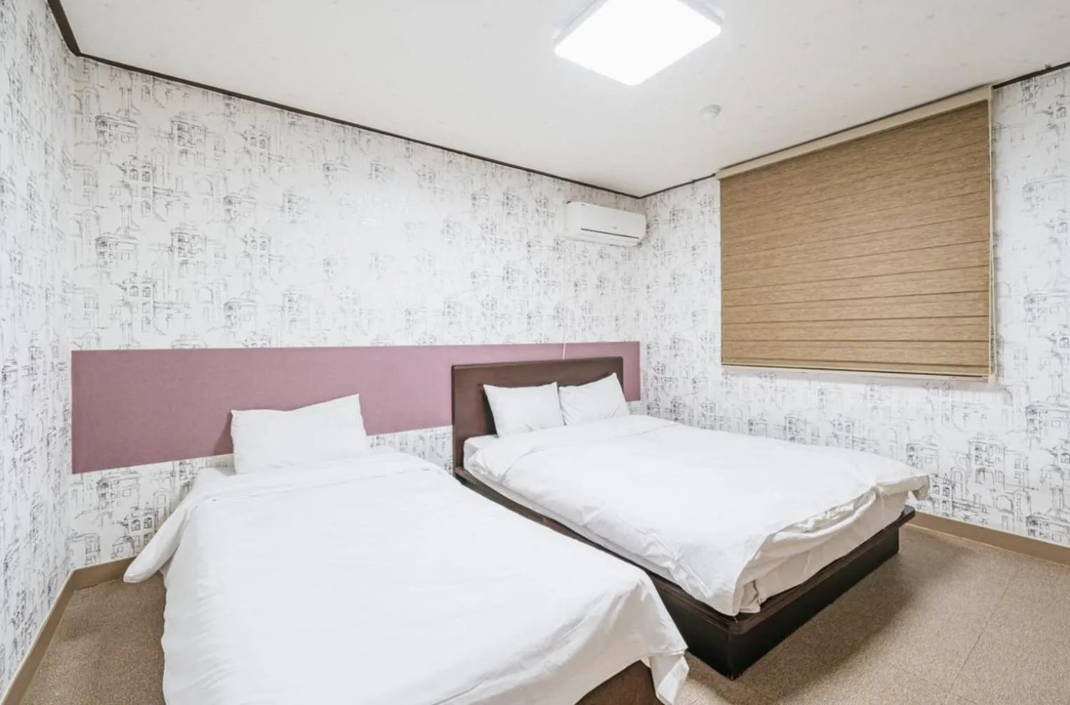 Bed in Manhattan Hotel