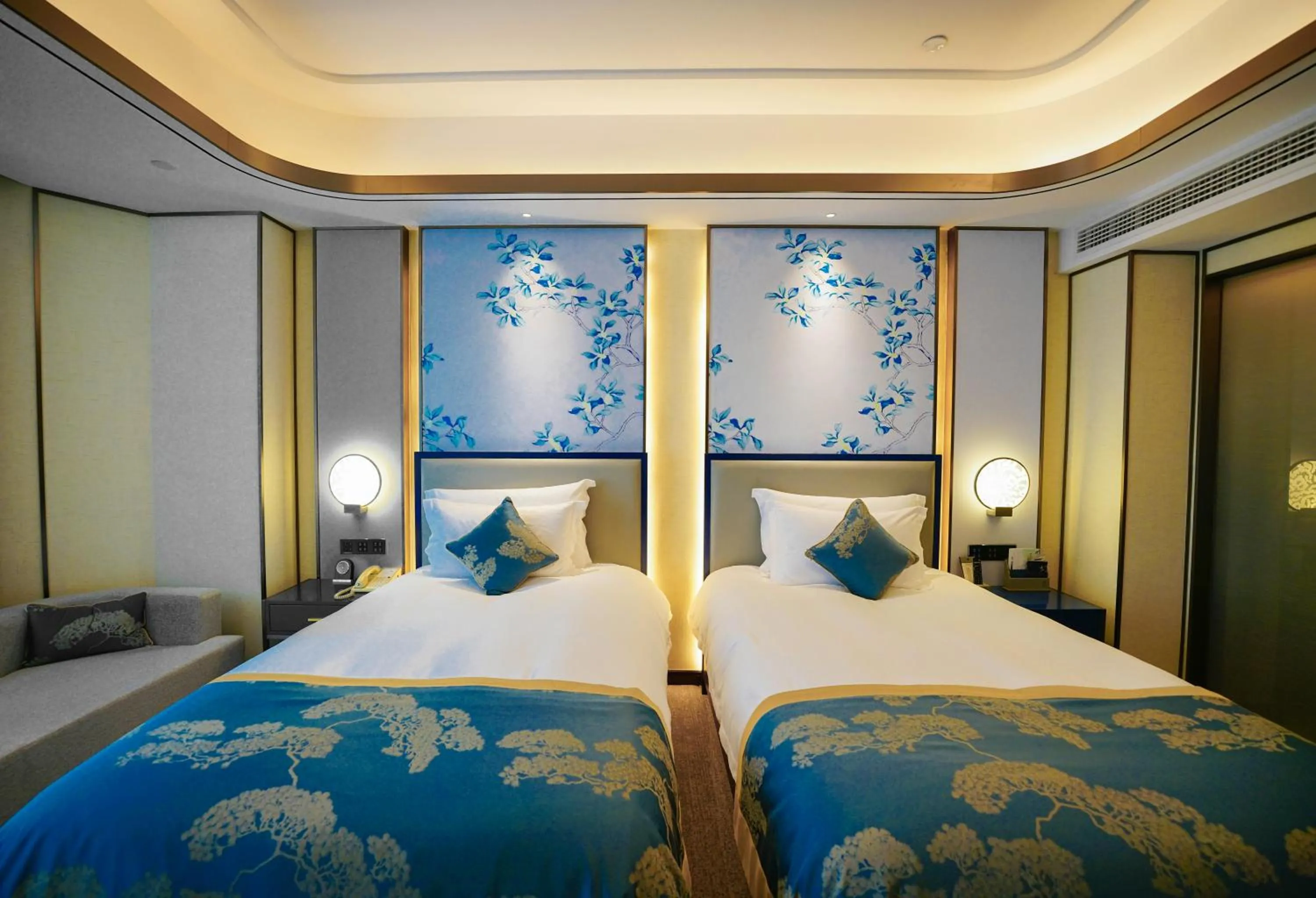 Bed in Nanyuan Hotel