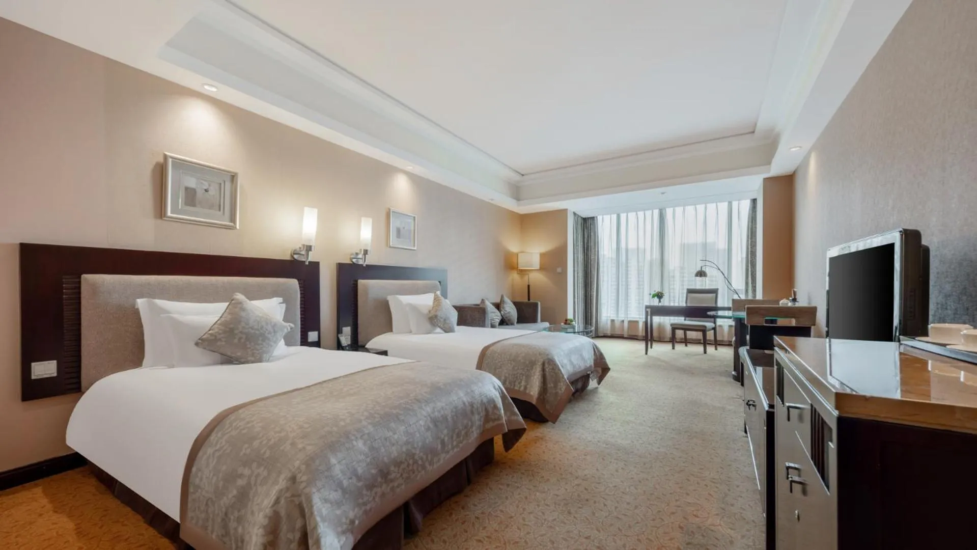 Bed in Nanyuan Hotel