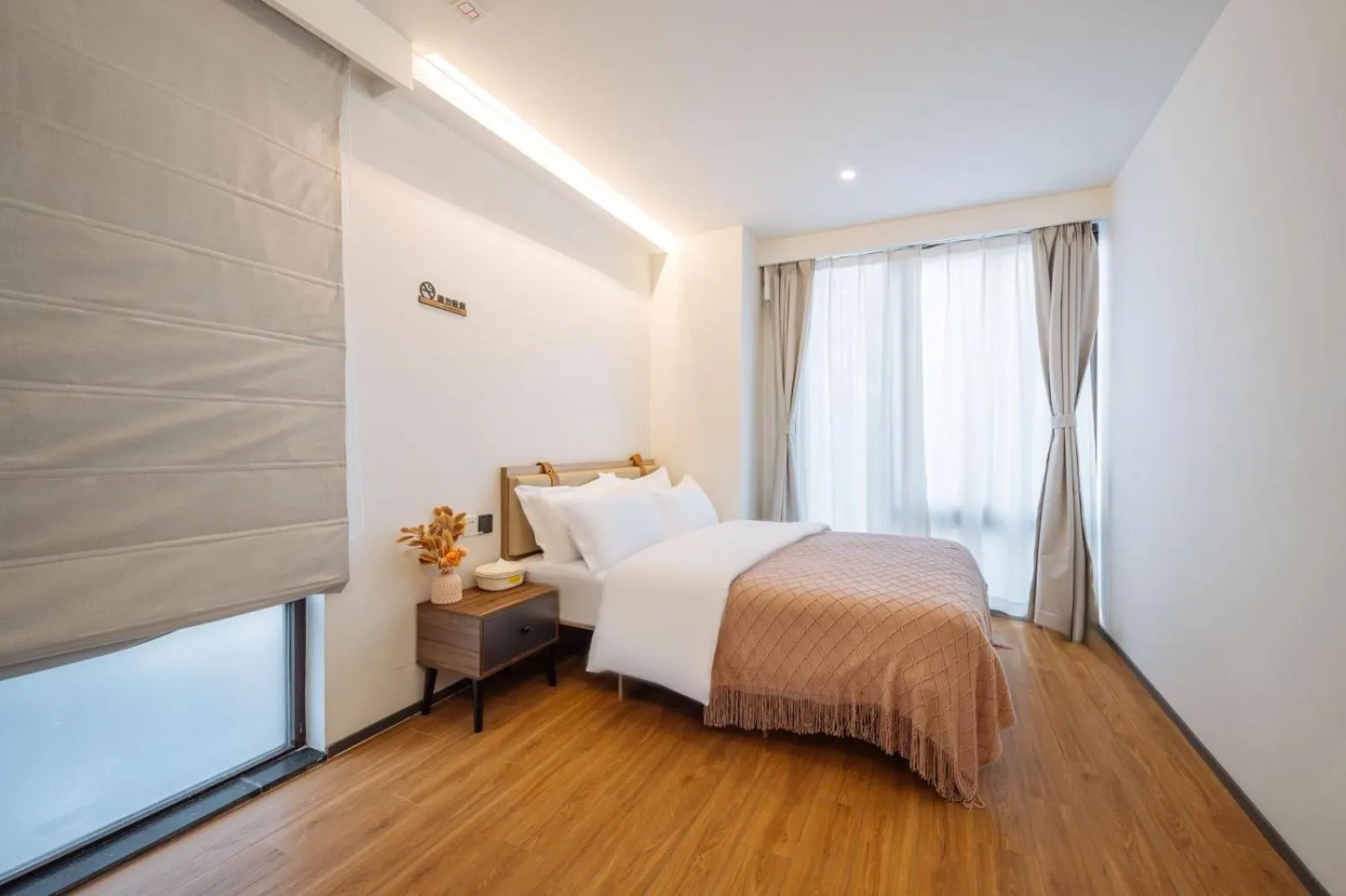 Bedroom, Bed in Ketangxuan Hotel -Shanghai Railway Station Baoshan Road Subway Station