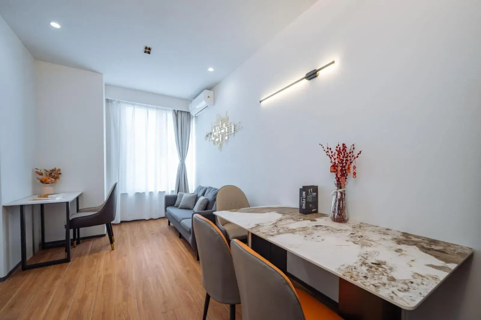 Deluxe Suite in Ketangxuan Hotel -Shanghai Railway Station Baoshan Road Subway Station Deluxe Suite in Ketangxuan Hotel -Shanghai Railway Station Baoshan Road Subway Station