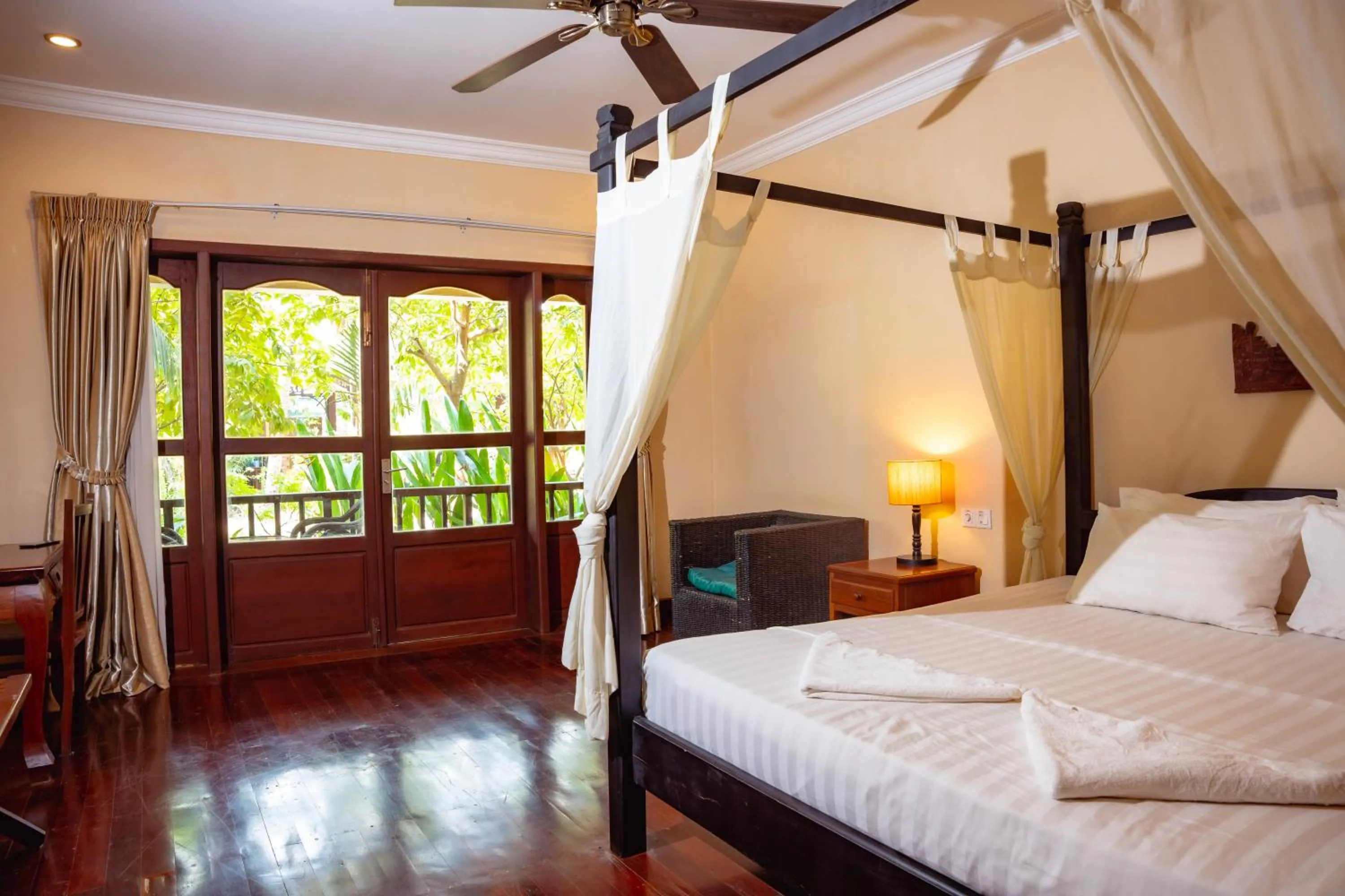 Photo of the whole room in Luminous Angkor Boutique