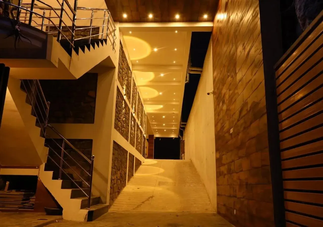 Facade/entrance in Mist View Facade/entrance in Mist View