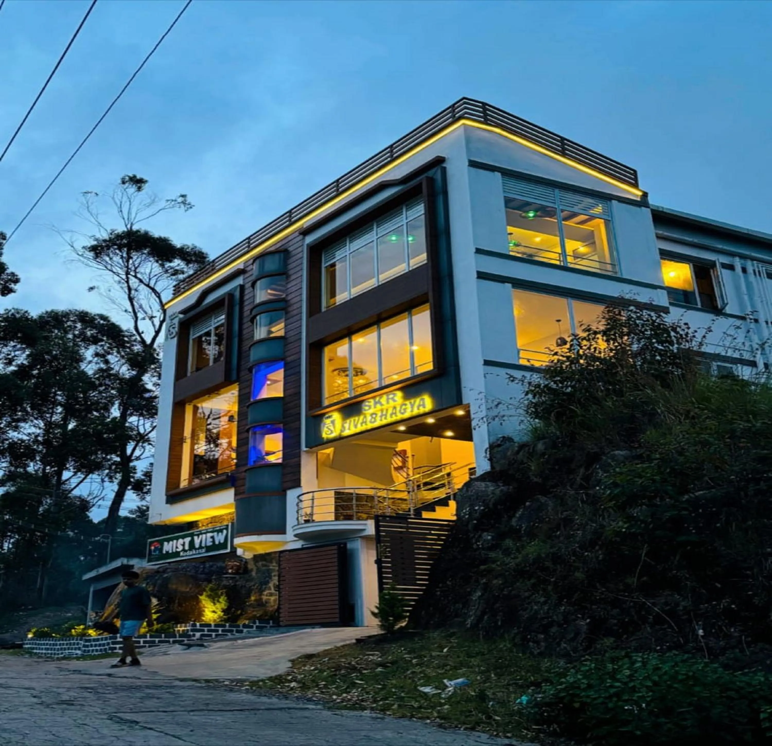 Property building in Mist View