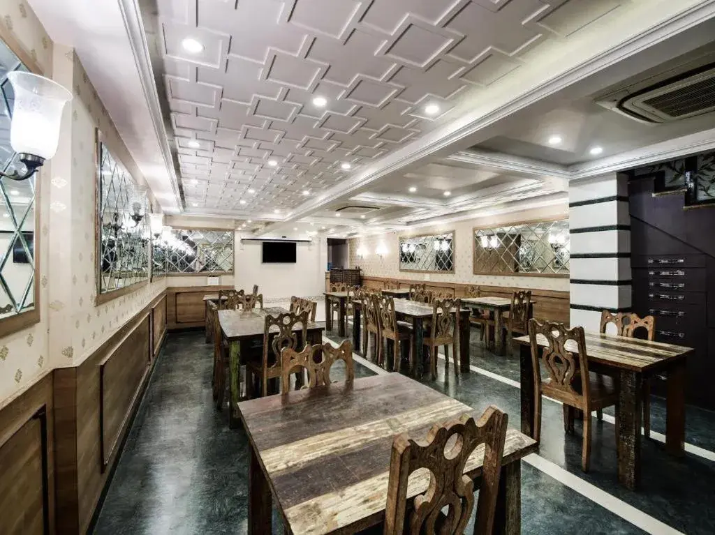 Restaurant/places to eat in Umed Restaurant/places to eat in Umed