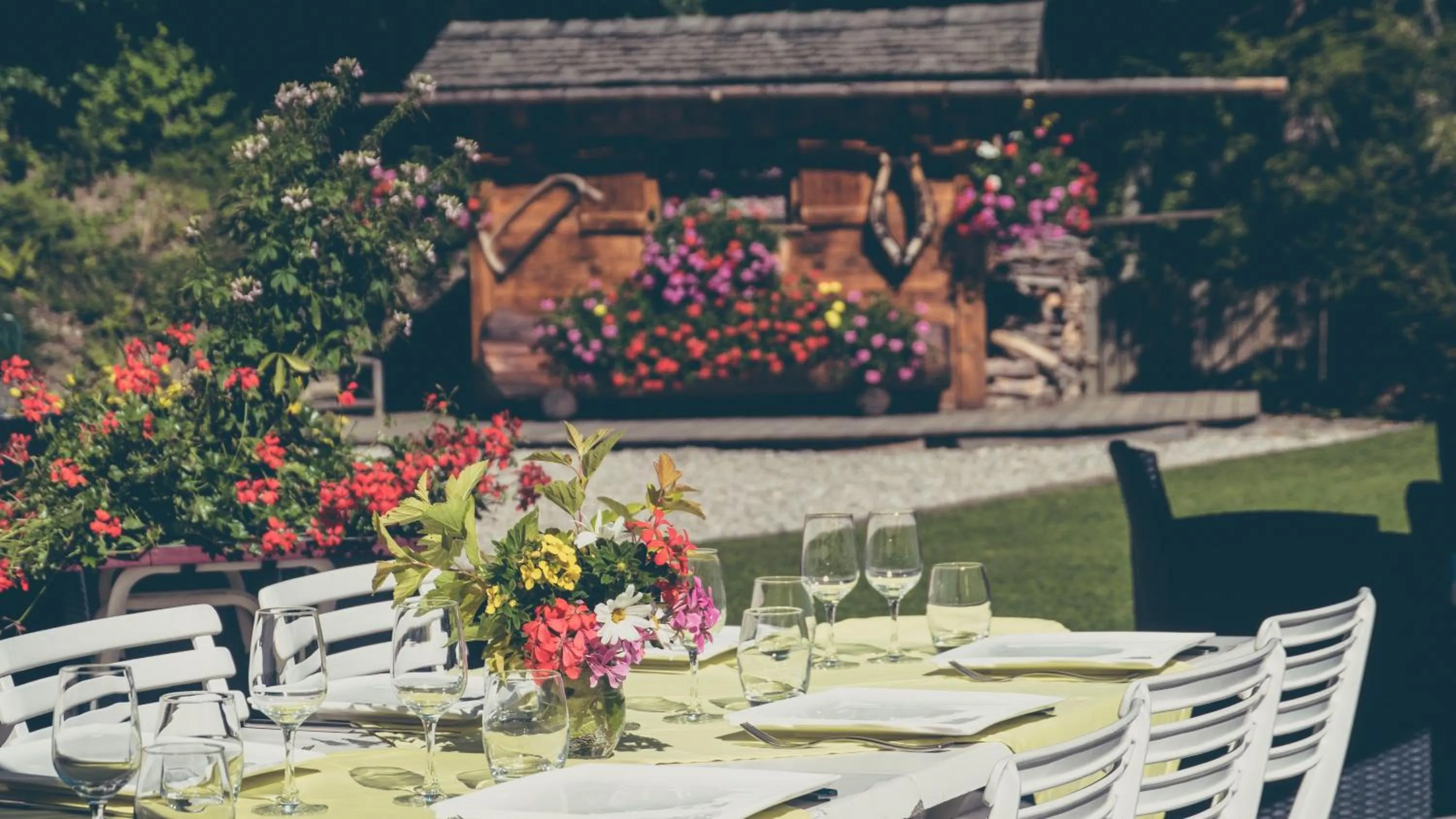 Garden in Hôtel Flor'Alpes