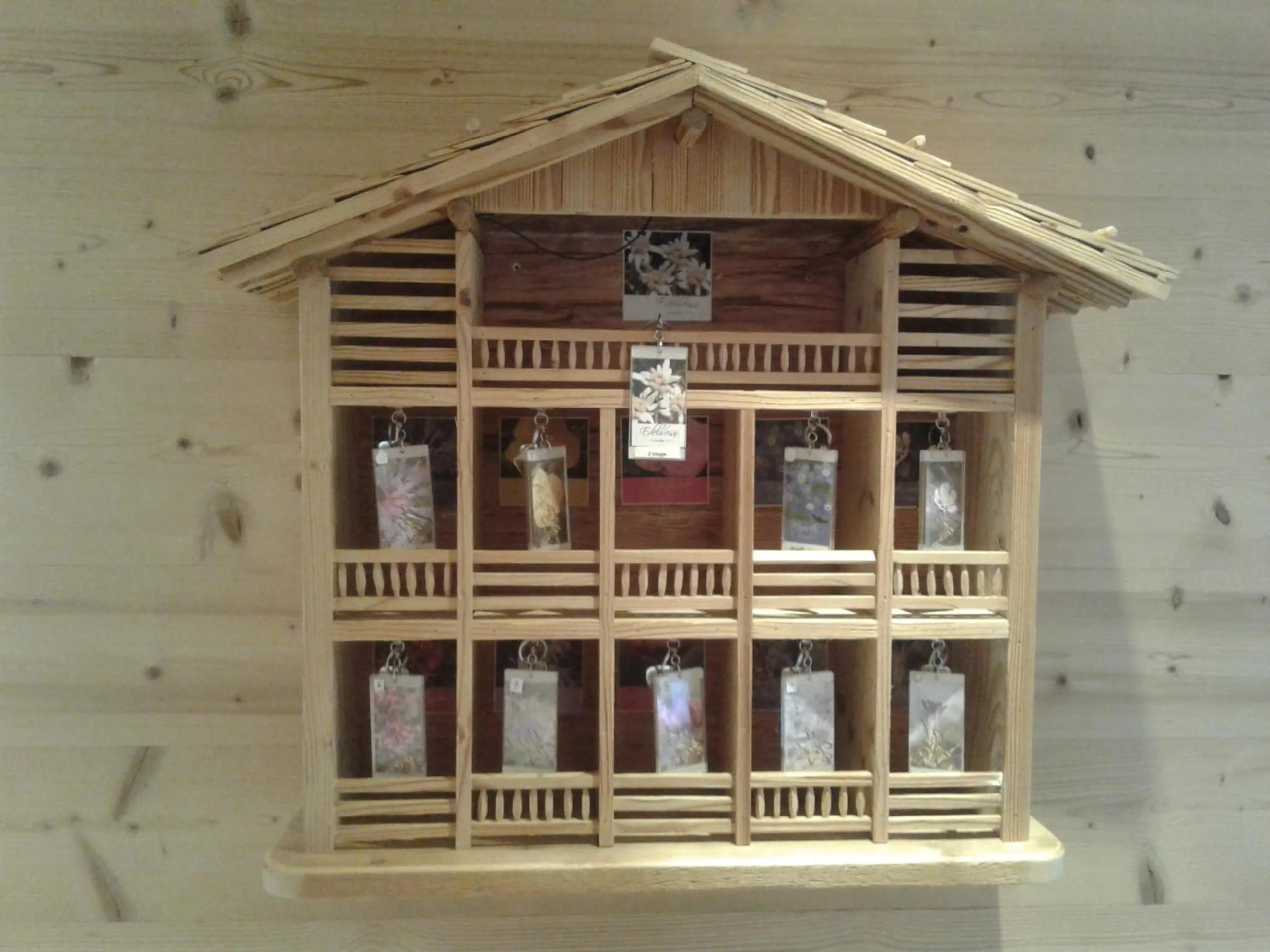 Decorative detail in Hôtel Flor'Alpes