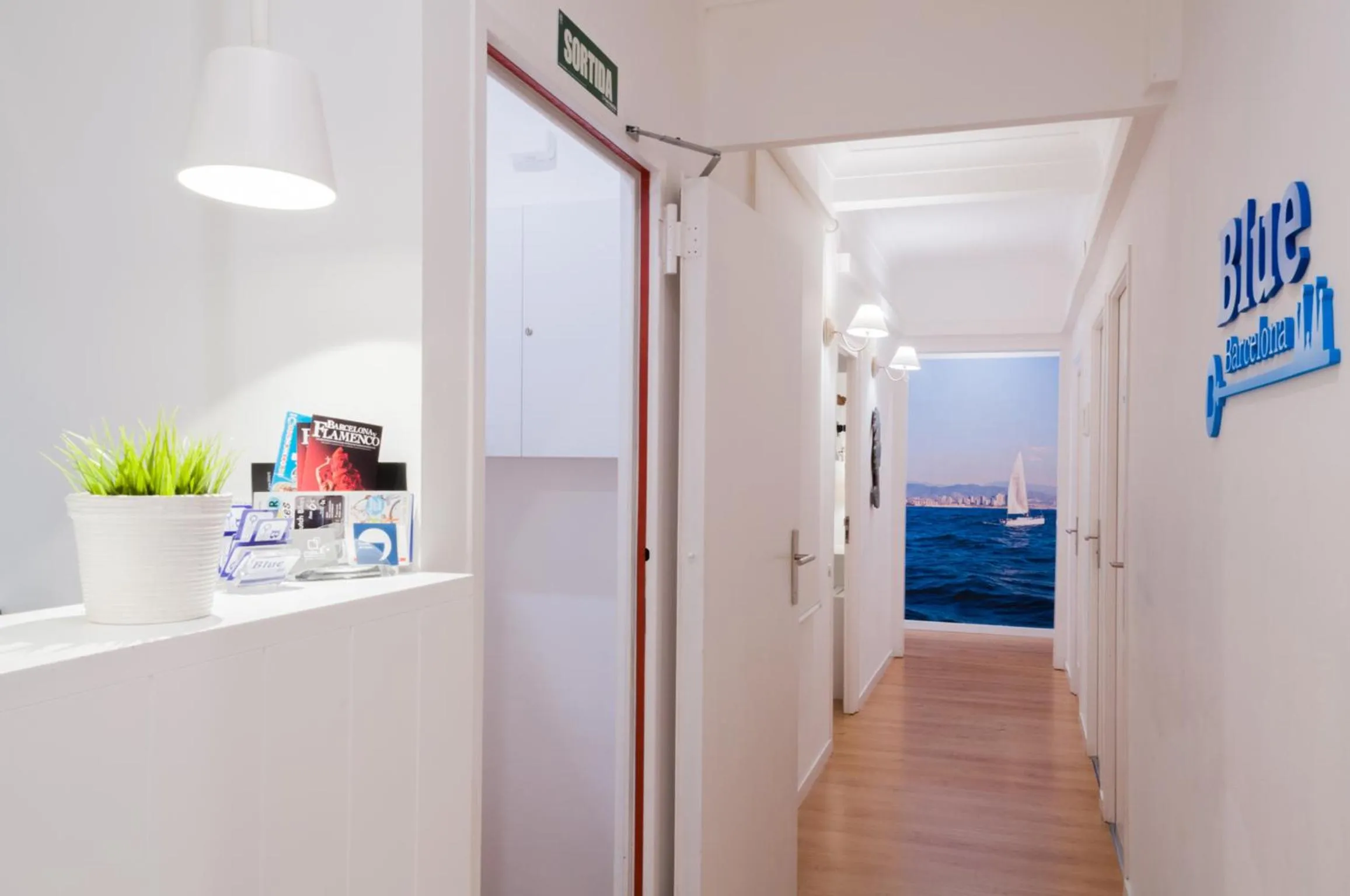 Decorative detail in Blue Barcelona