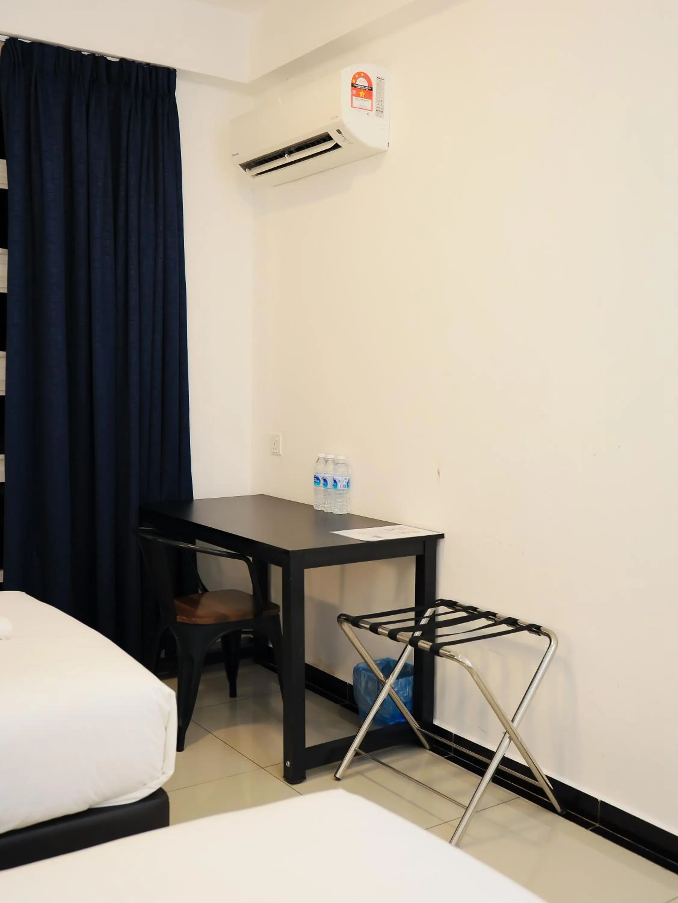 Bed in BIG TREE HOTEL