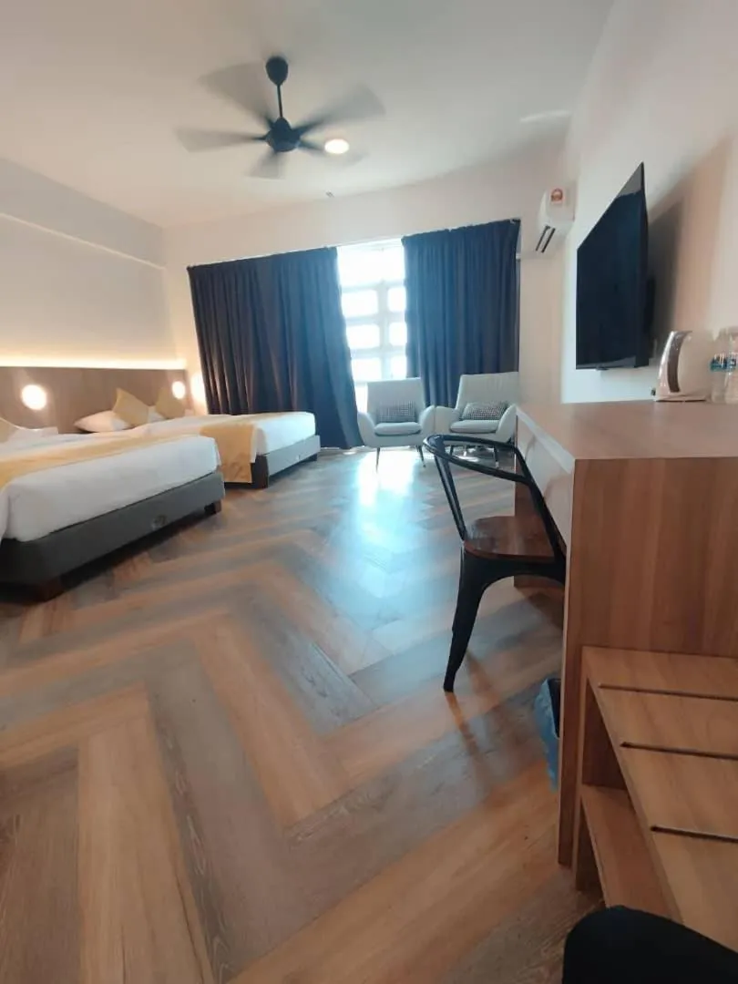 Bed in BIG TREE HOTEL