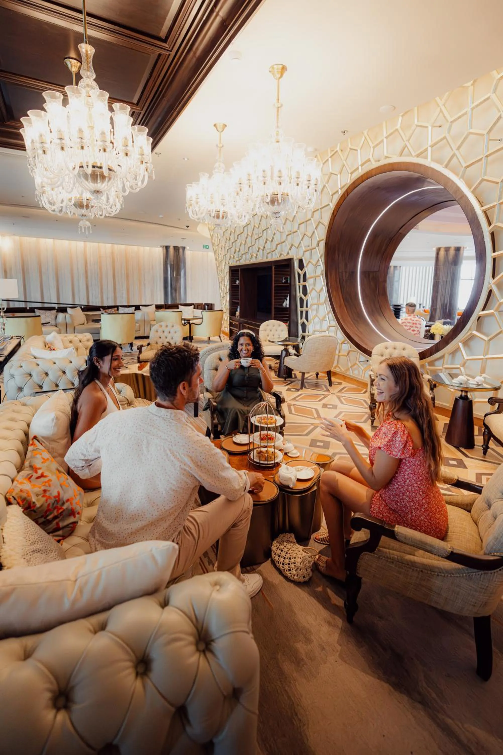 Restaurant/places to eat in ITC Ratnadipa, a Luxury Collection Hotel, Colombo