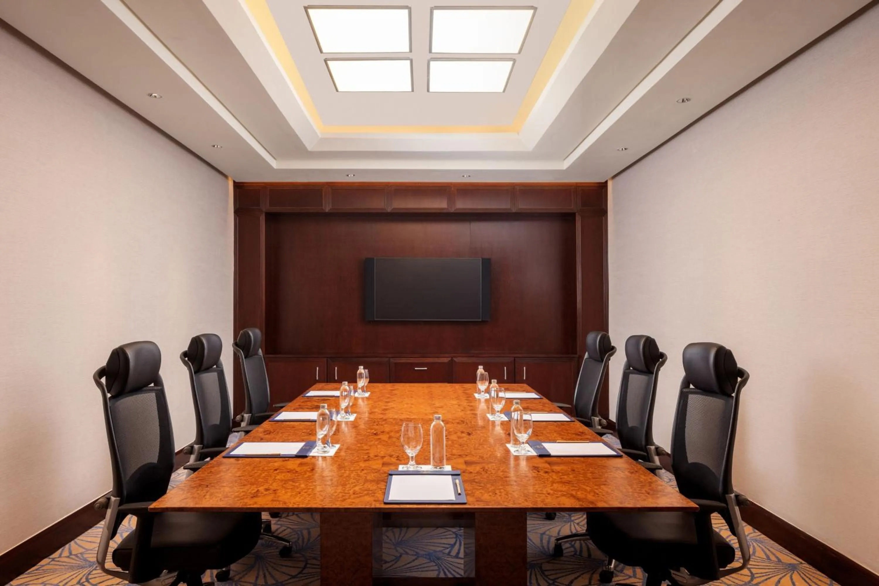 Meeting/conference room in ITC Ratnadipa, a Luxury Collection Hotel, Colombo