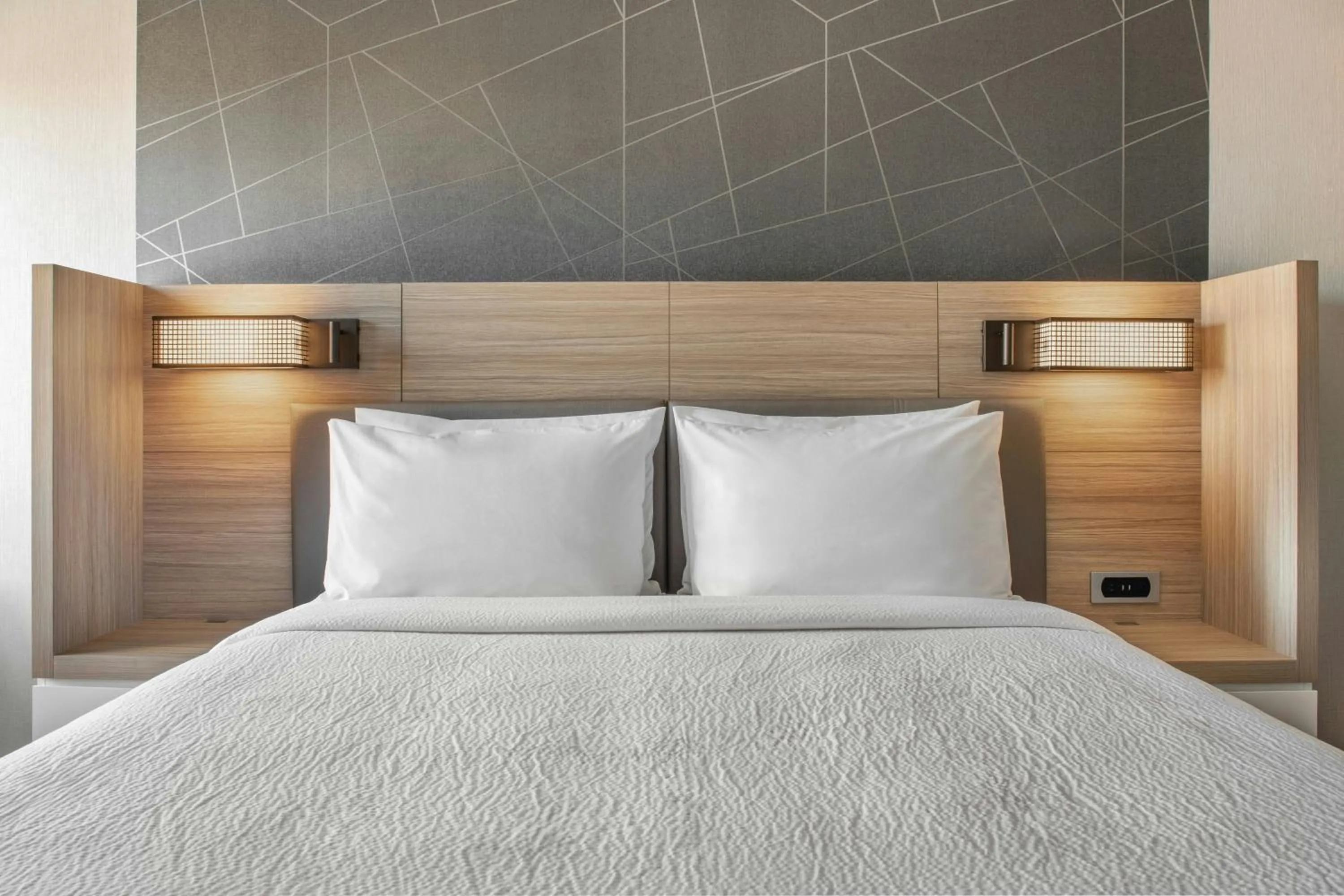 Photo of the whole room, Bed in SpringHill Suites by Marriott Phoenix West/Avondale