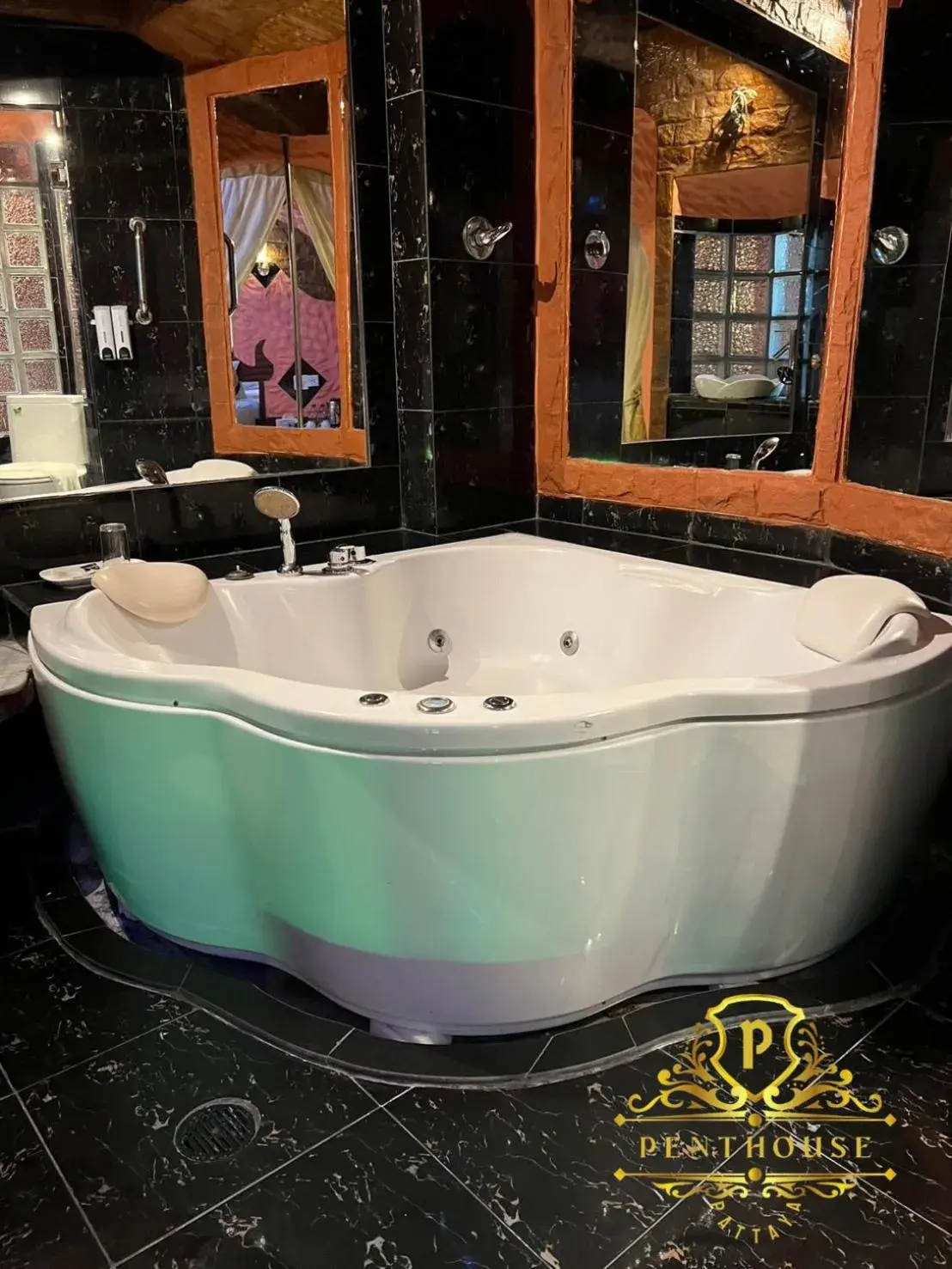 PENTHOUSE PATTAYA PENTHOUSE PATTAYA