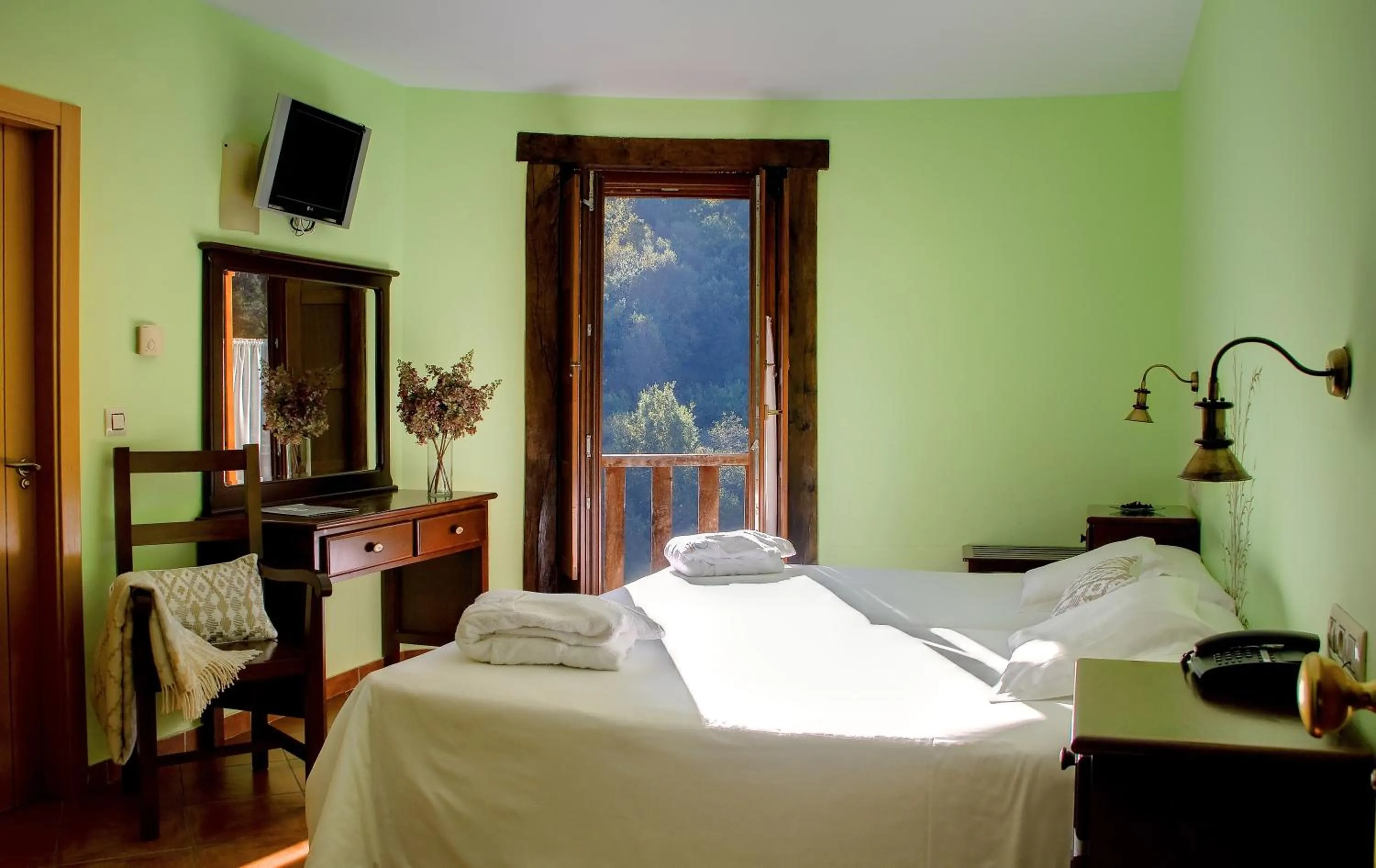 Photo of the whole room, Bed in Hotel Balneario Río Pambre