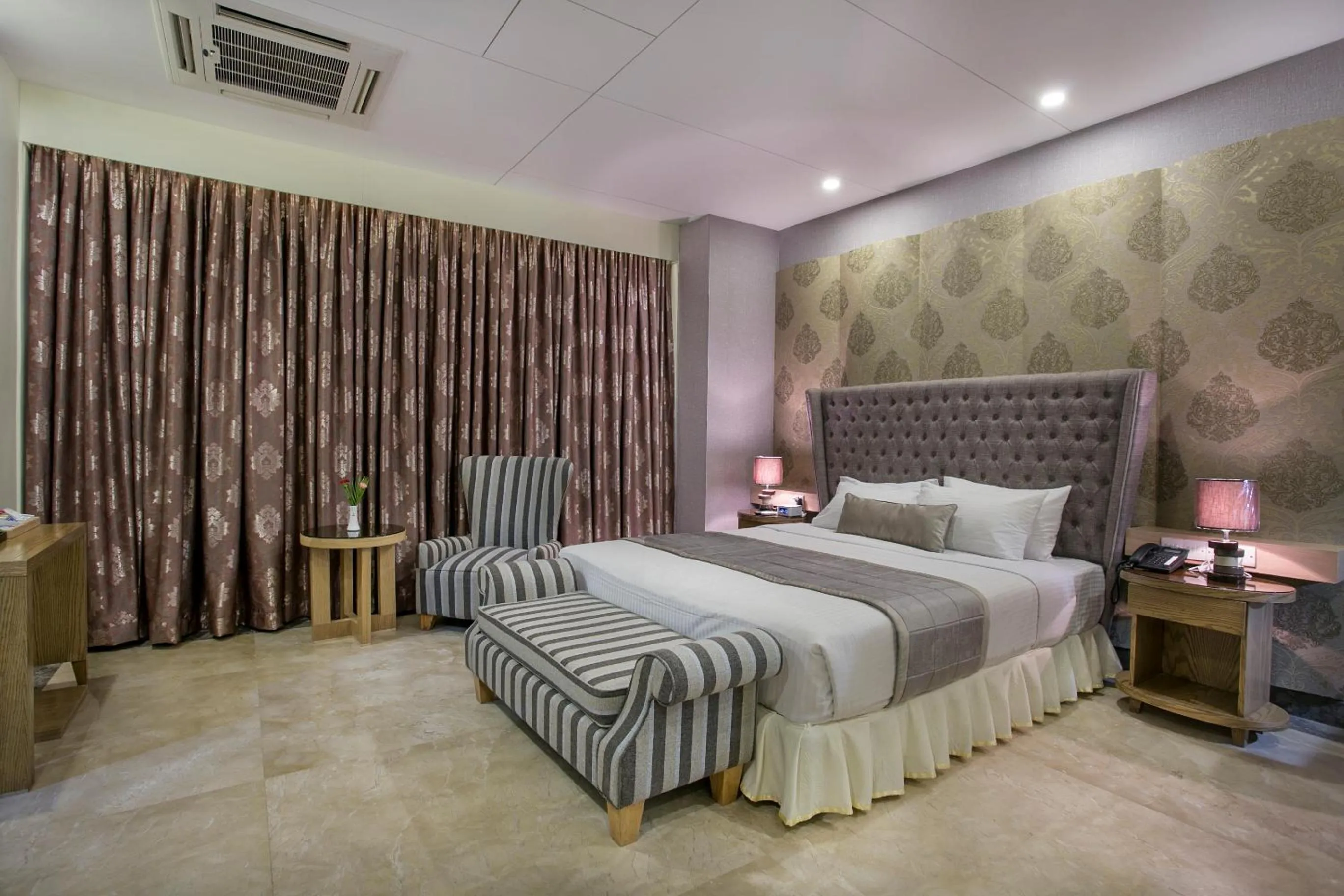 Photo of the whole room, Bed in Ascott Palace Dhaka