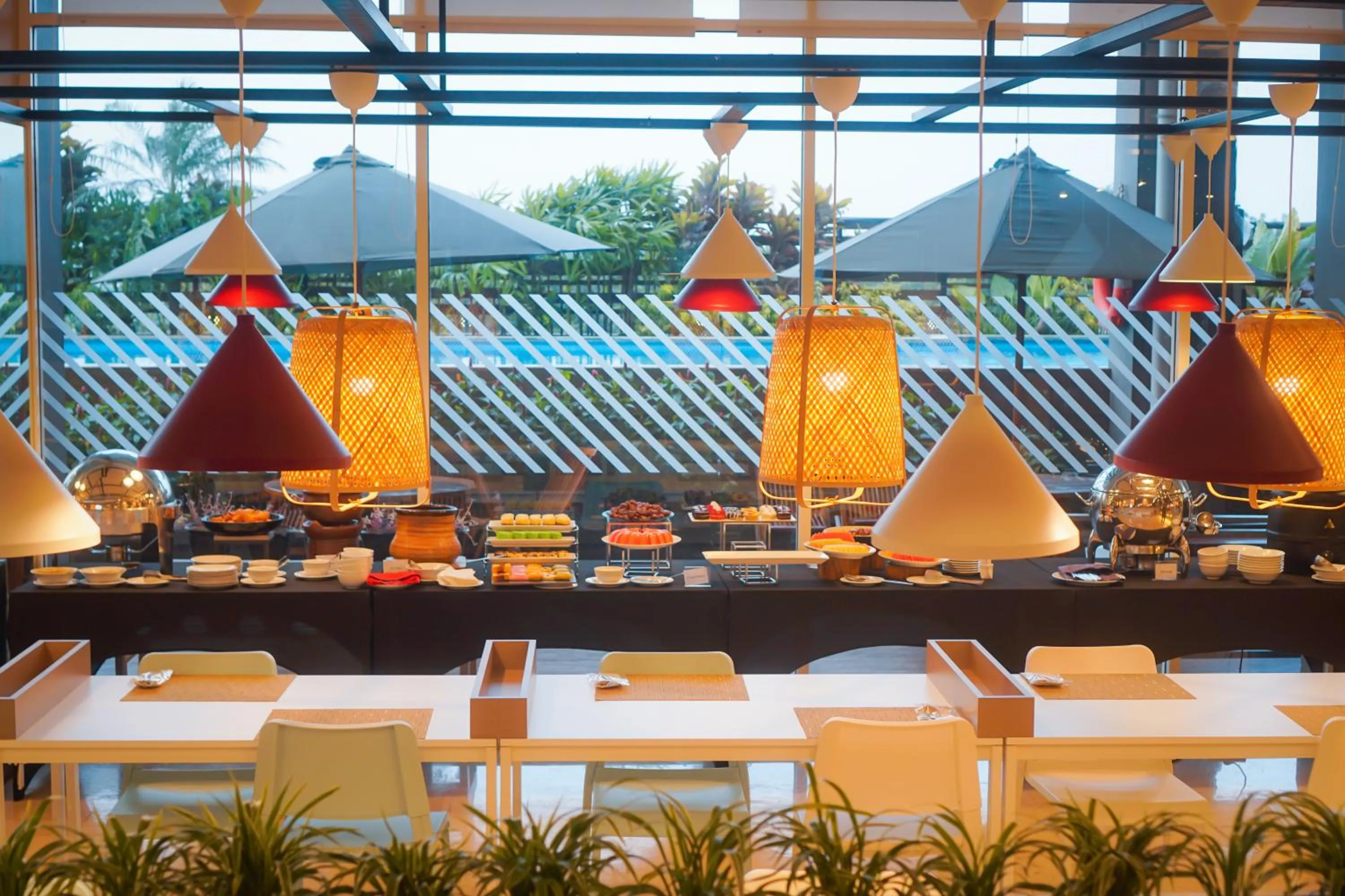 Restaurant/places to eat in Swiss-Belcourt Serpong