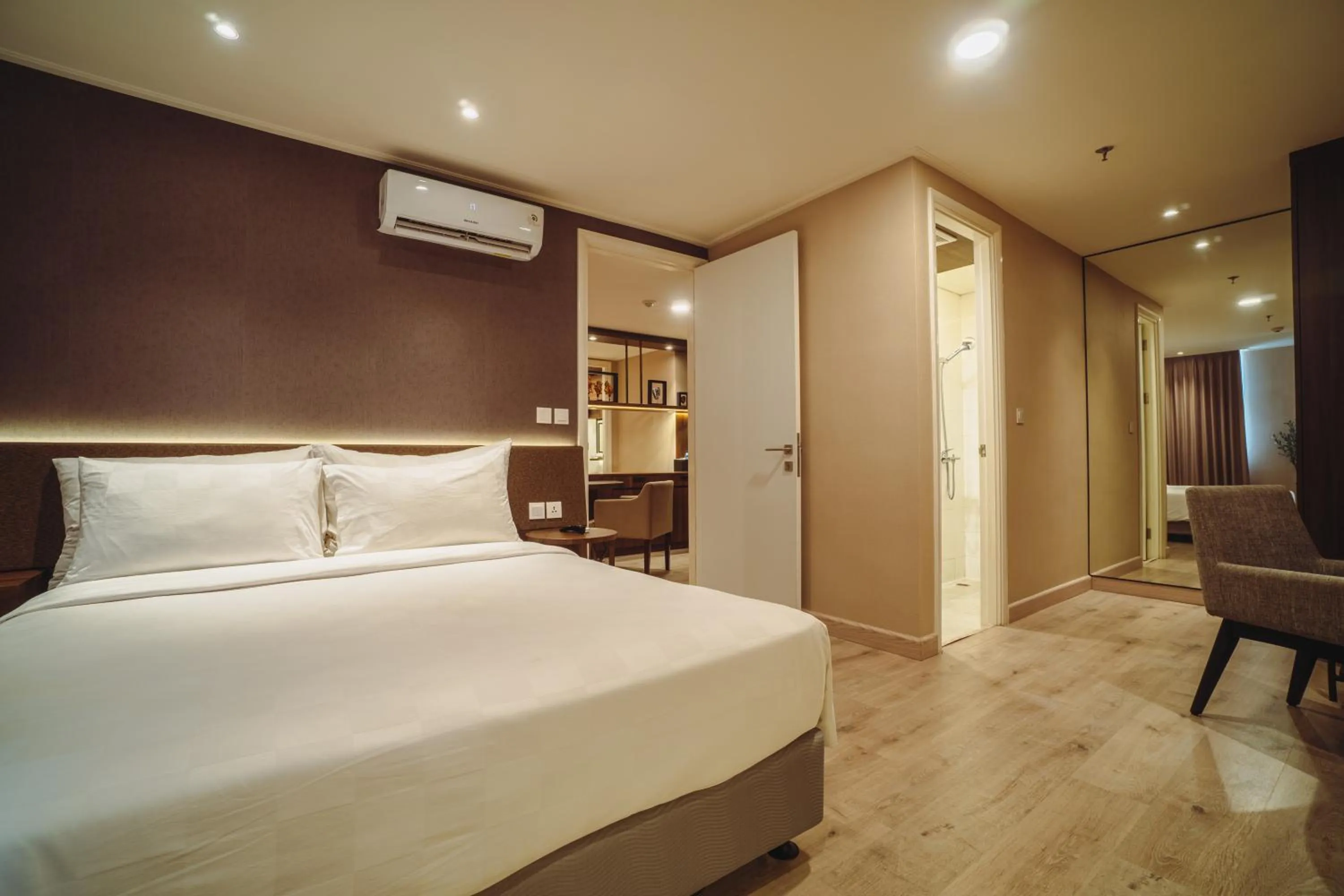 Bedroom, Bed in Swiss-Belcourt Serpong