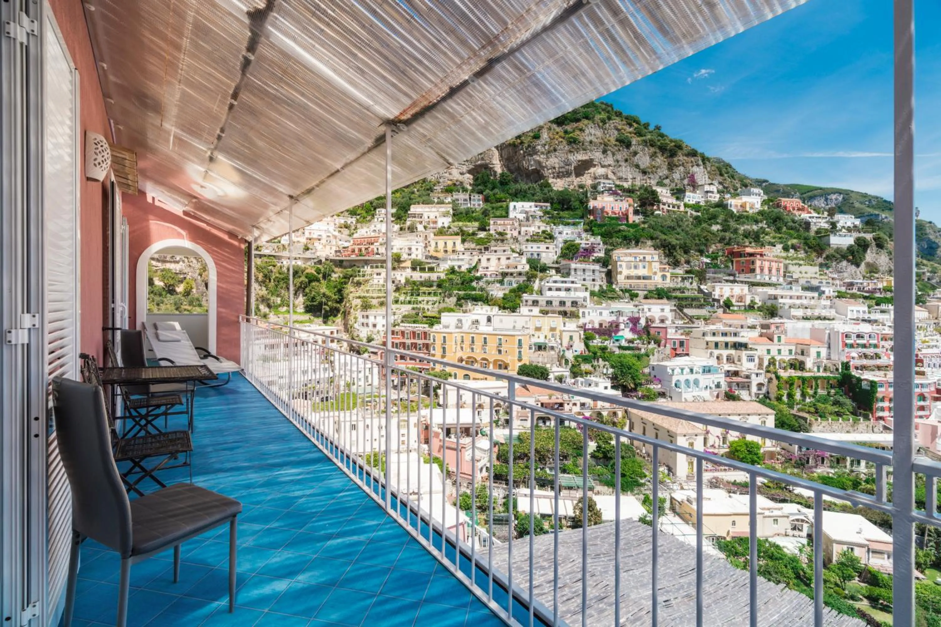 Property building in Villa Magia