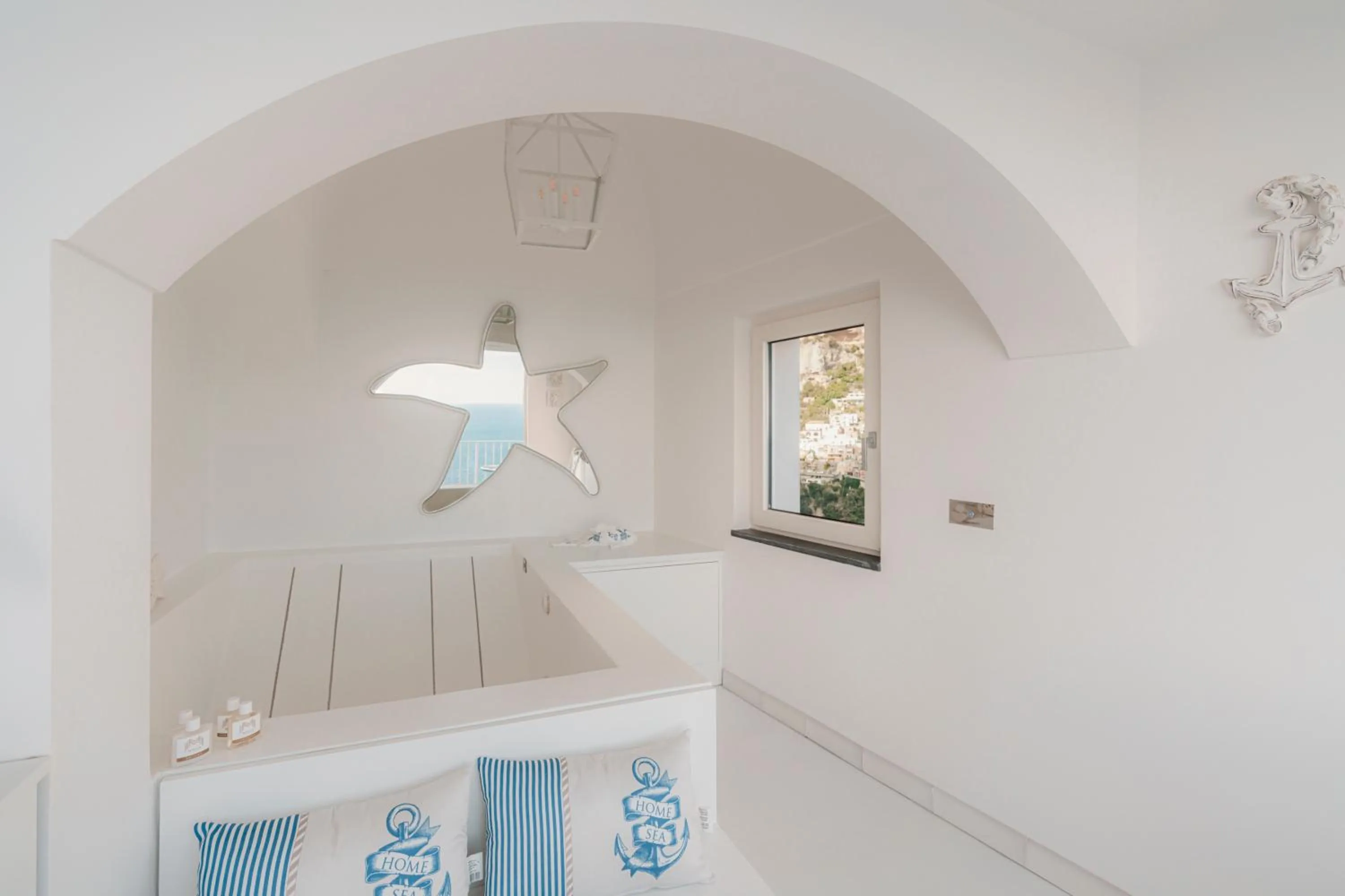 Hot Tub in Villa Magia