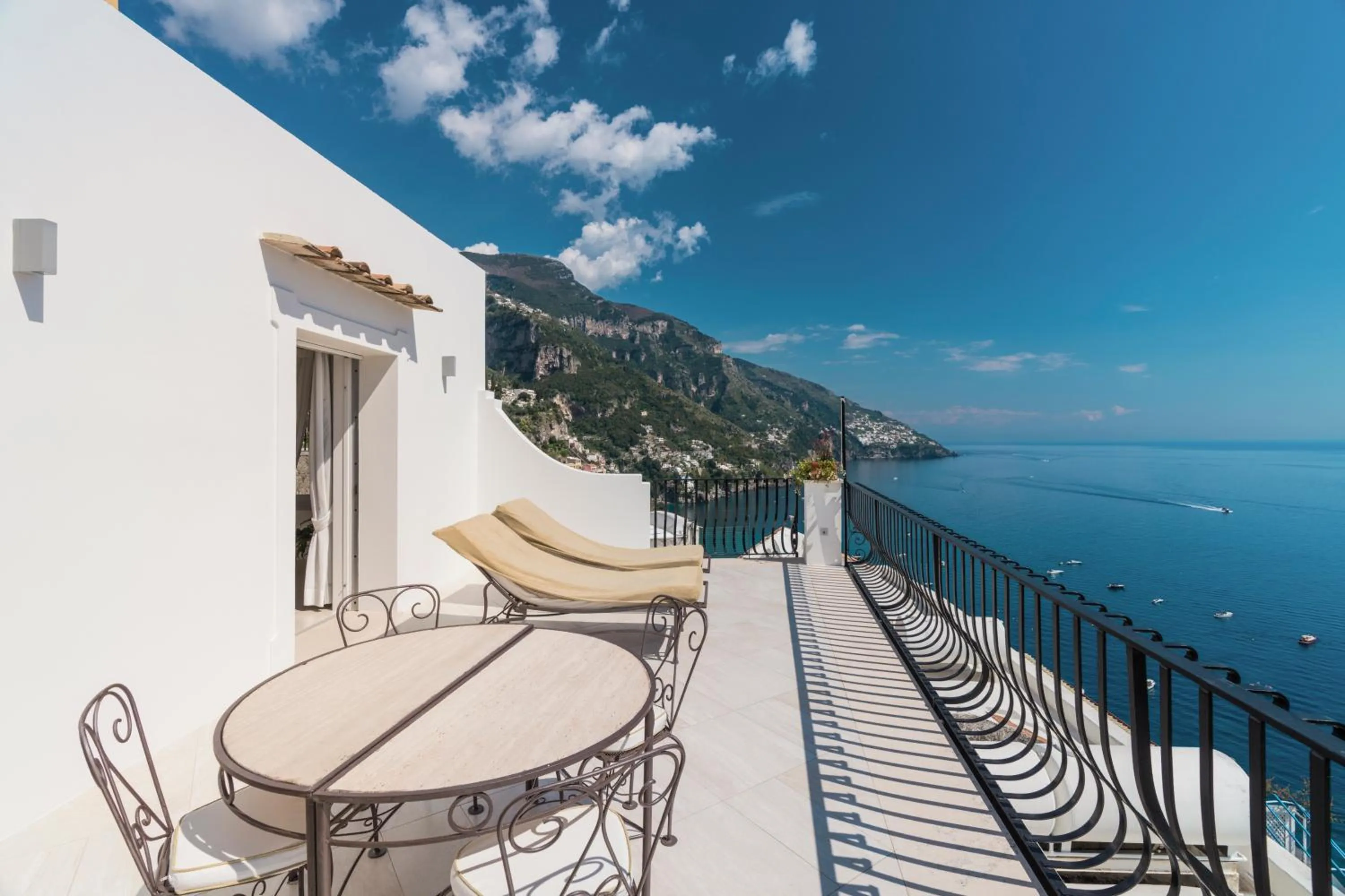 Patio in Villa Magia