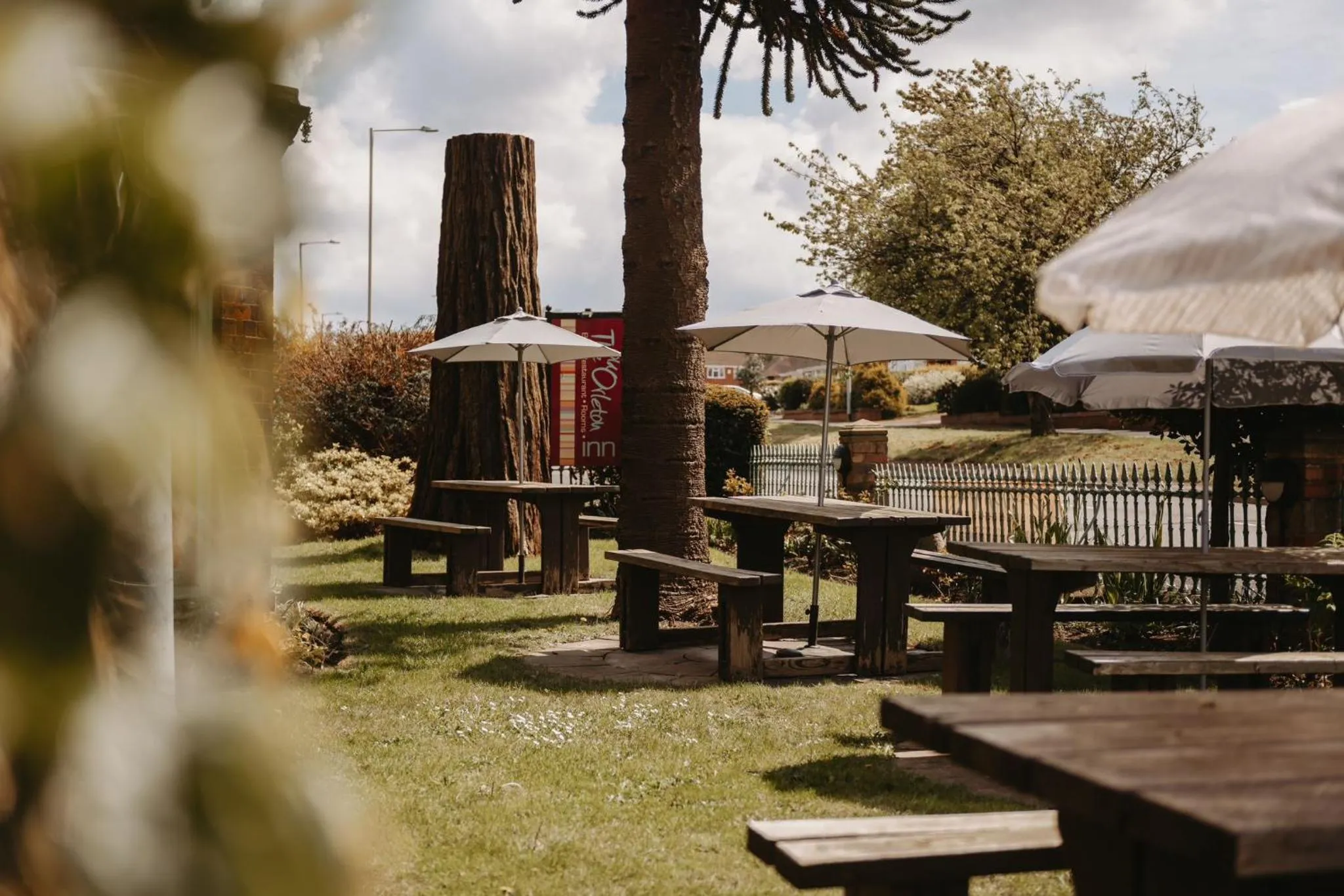 Garden in Old Orleton Inn