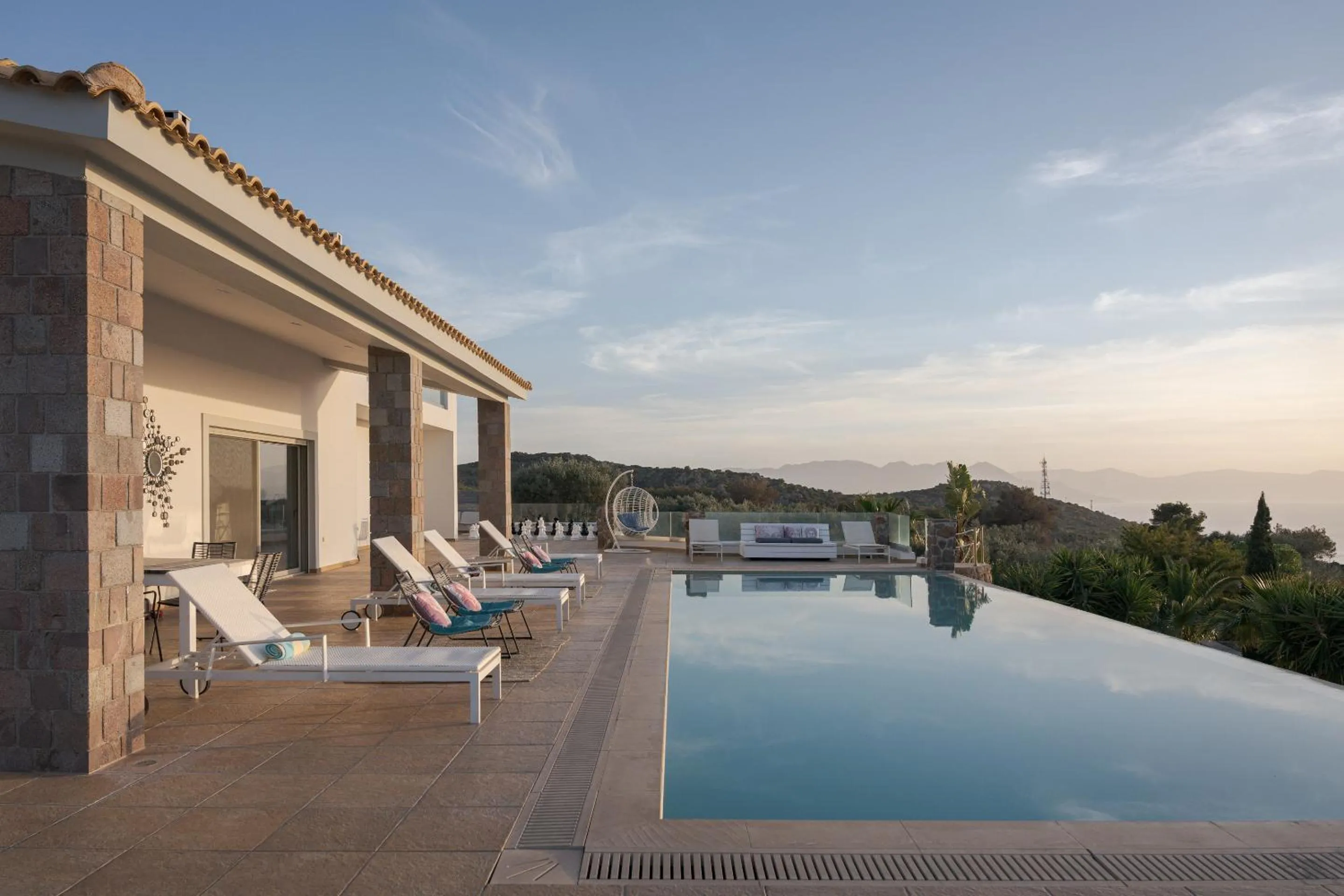 Aphea Retreat Villa