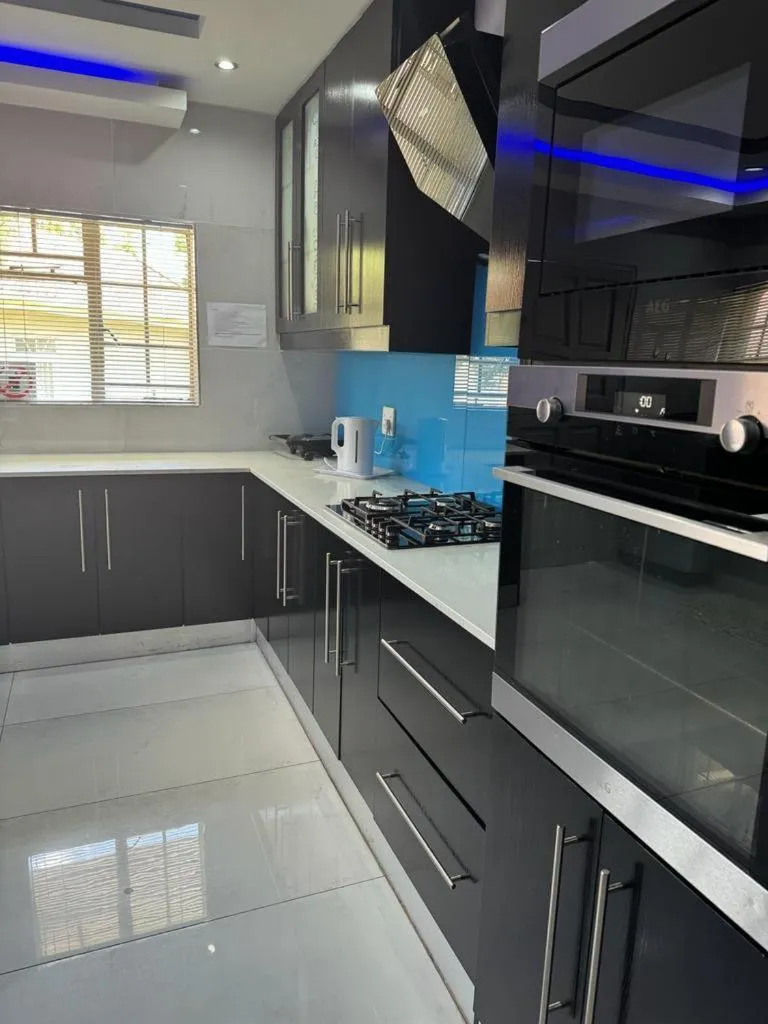 Icebolethu Guest House