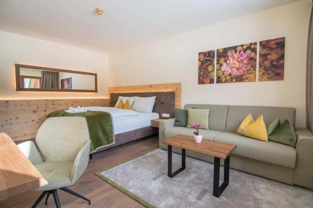 Suite with Panoramic View in Seehotel Jägerwirt