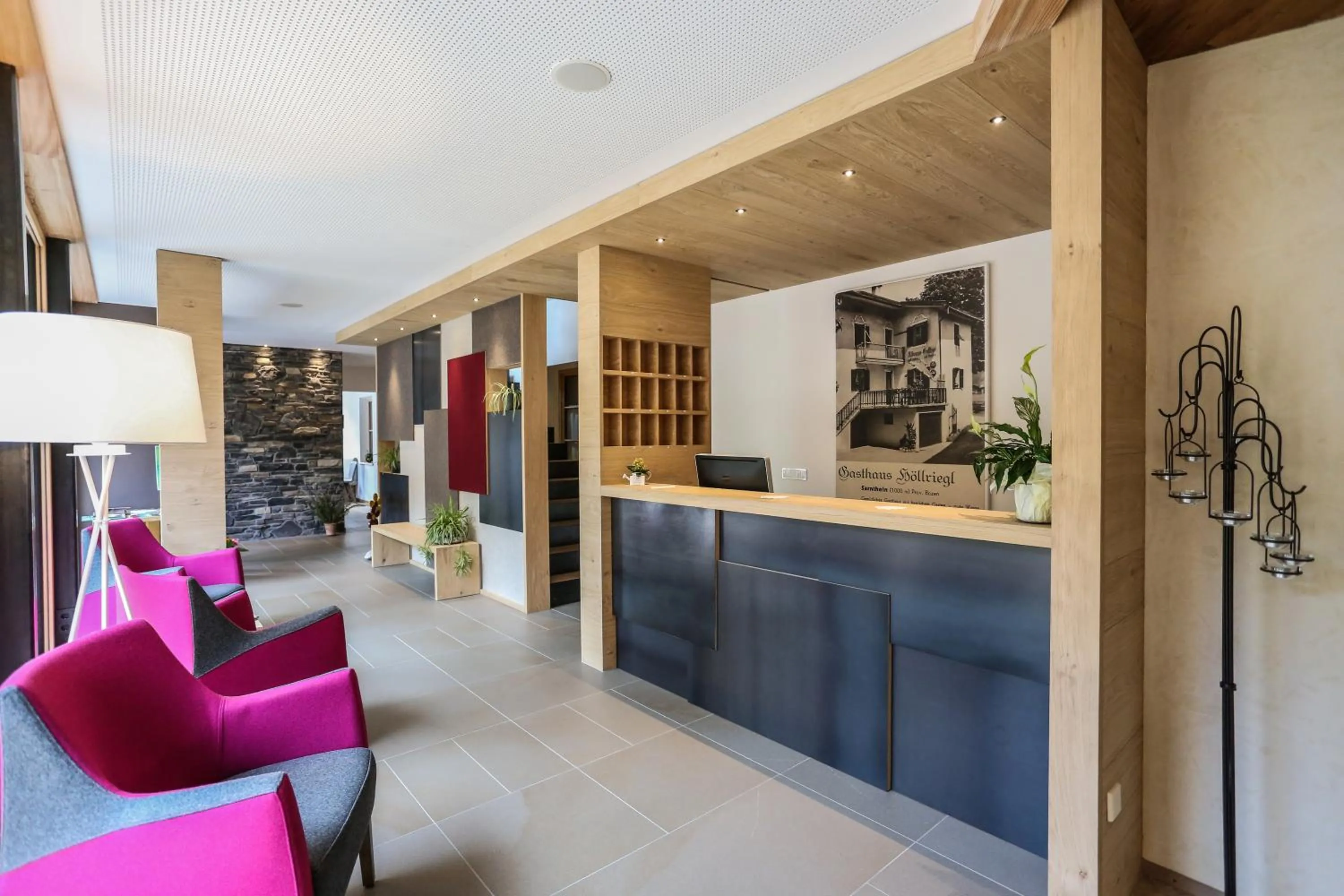Lobby or reception in Hotel Gasthof Höllriegl