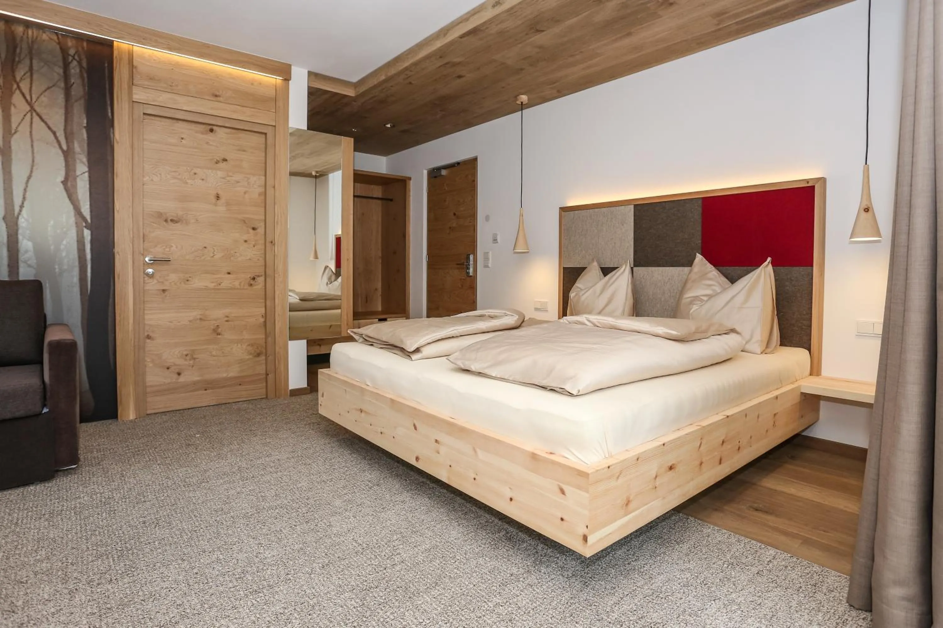 Photo of the whole room, Bed in Hotel Gasthof Höllriegl