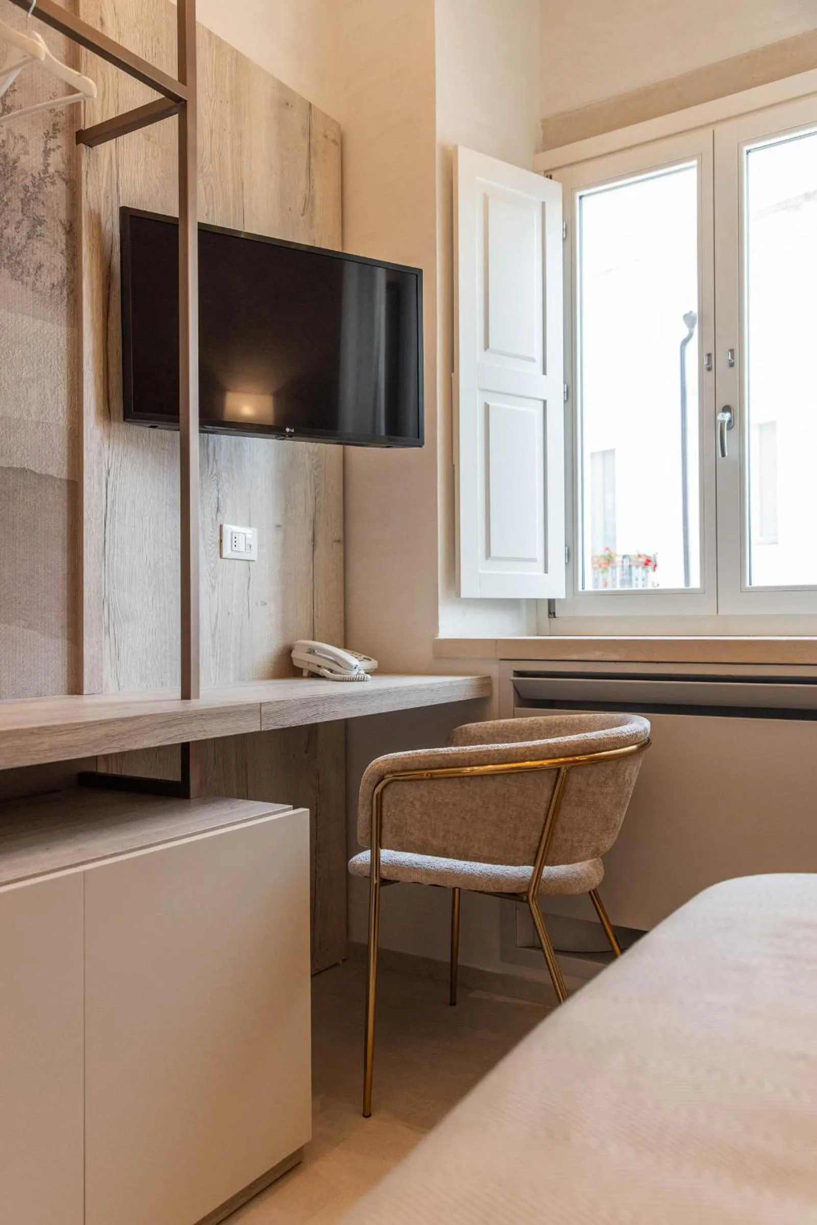 TV and multimedia, Bed in Palazzo Arco Cadura Hotel & Spa