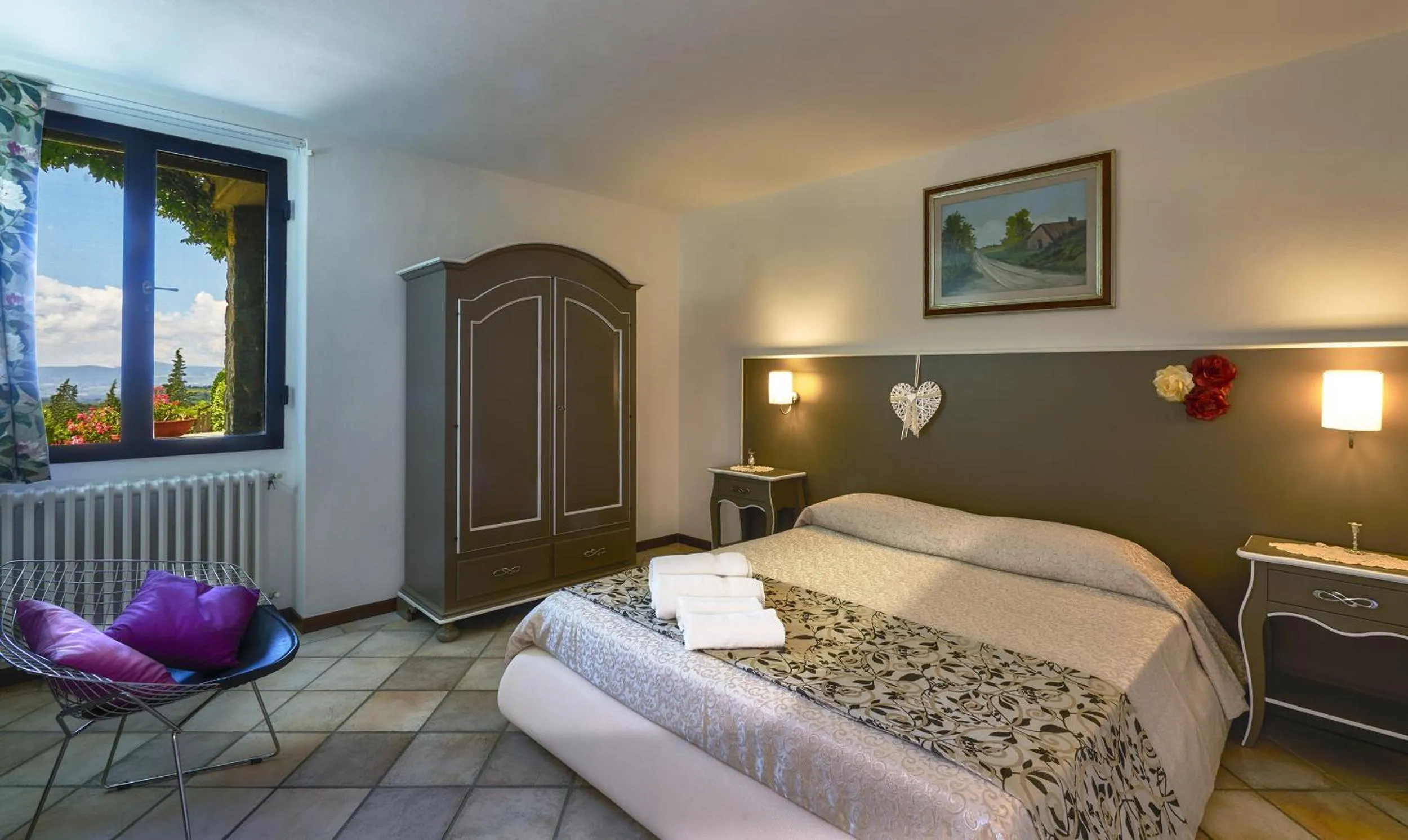 Bed in Villa Il Borraccio - Apartments Azalea and Begonia