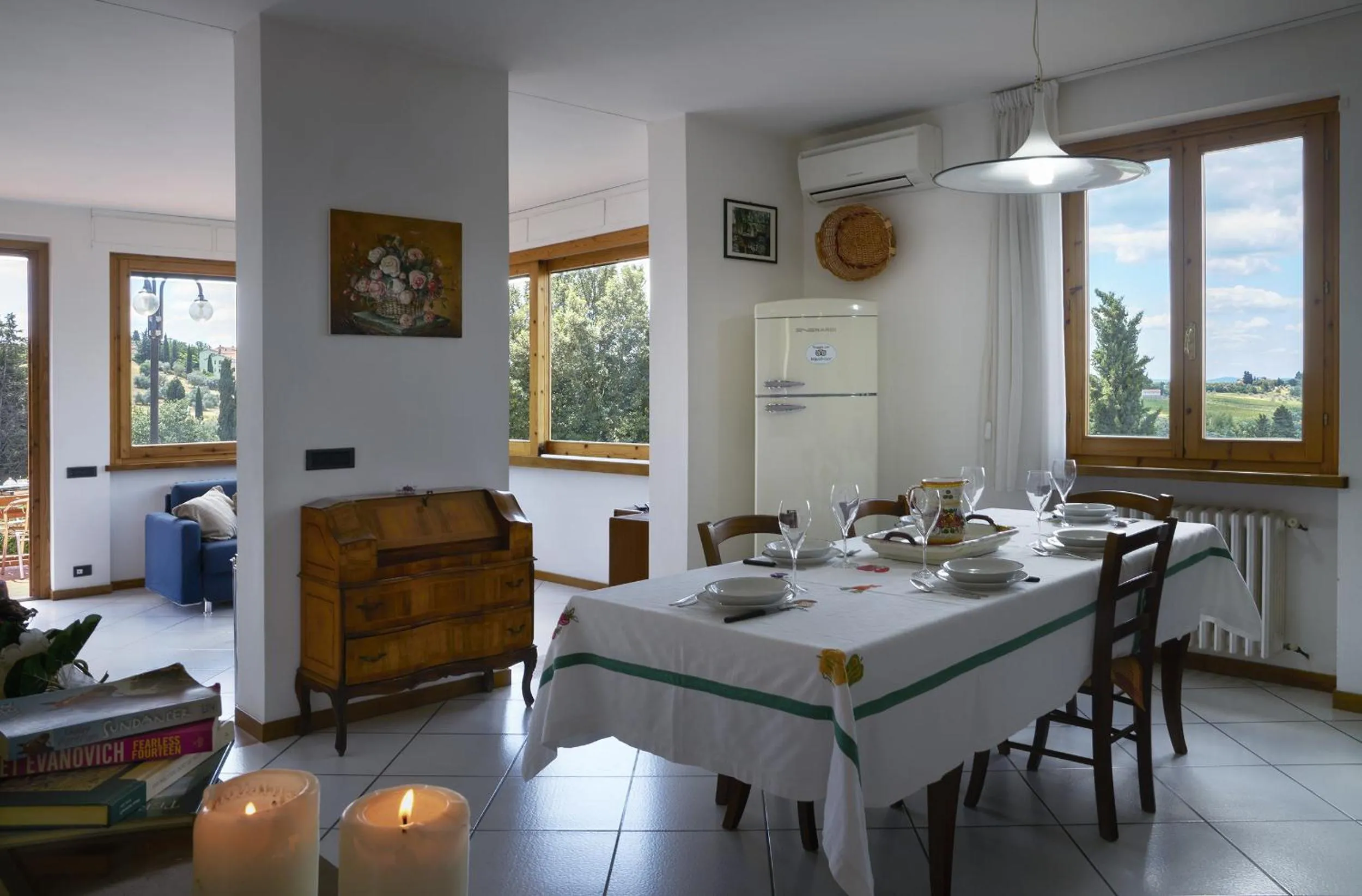 Dining area in Villa Il Borraccio - Apartments Azalea and Begonia
