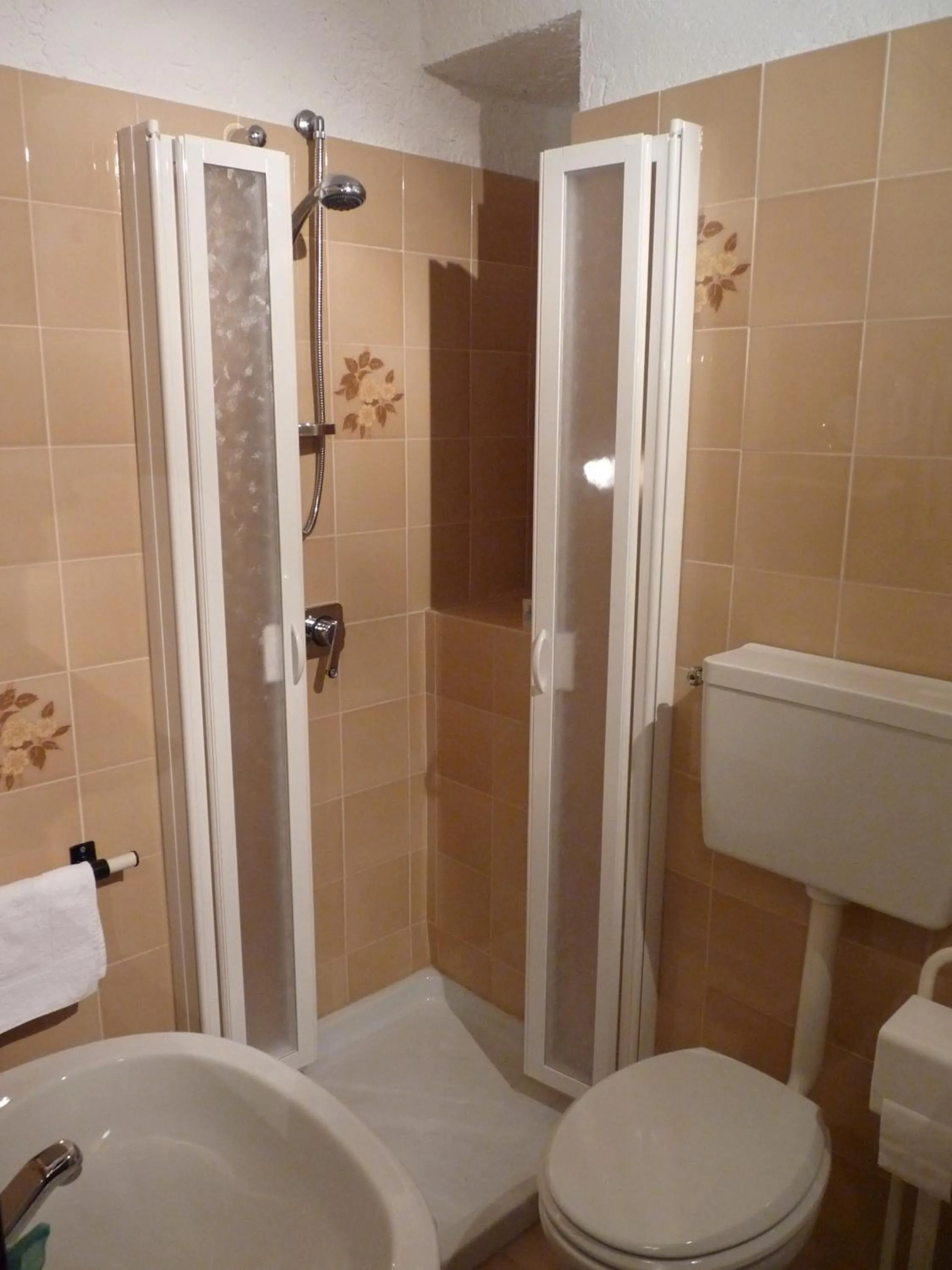Bathroom in Apartments Cusius and Horta