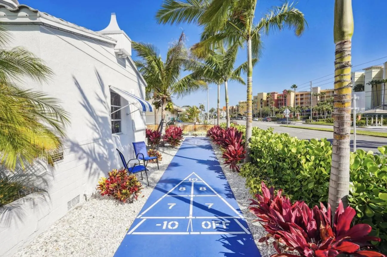 Salt Water Suites