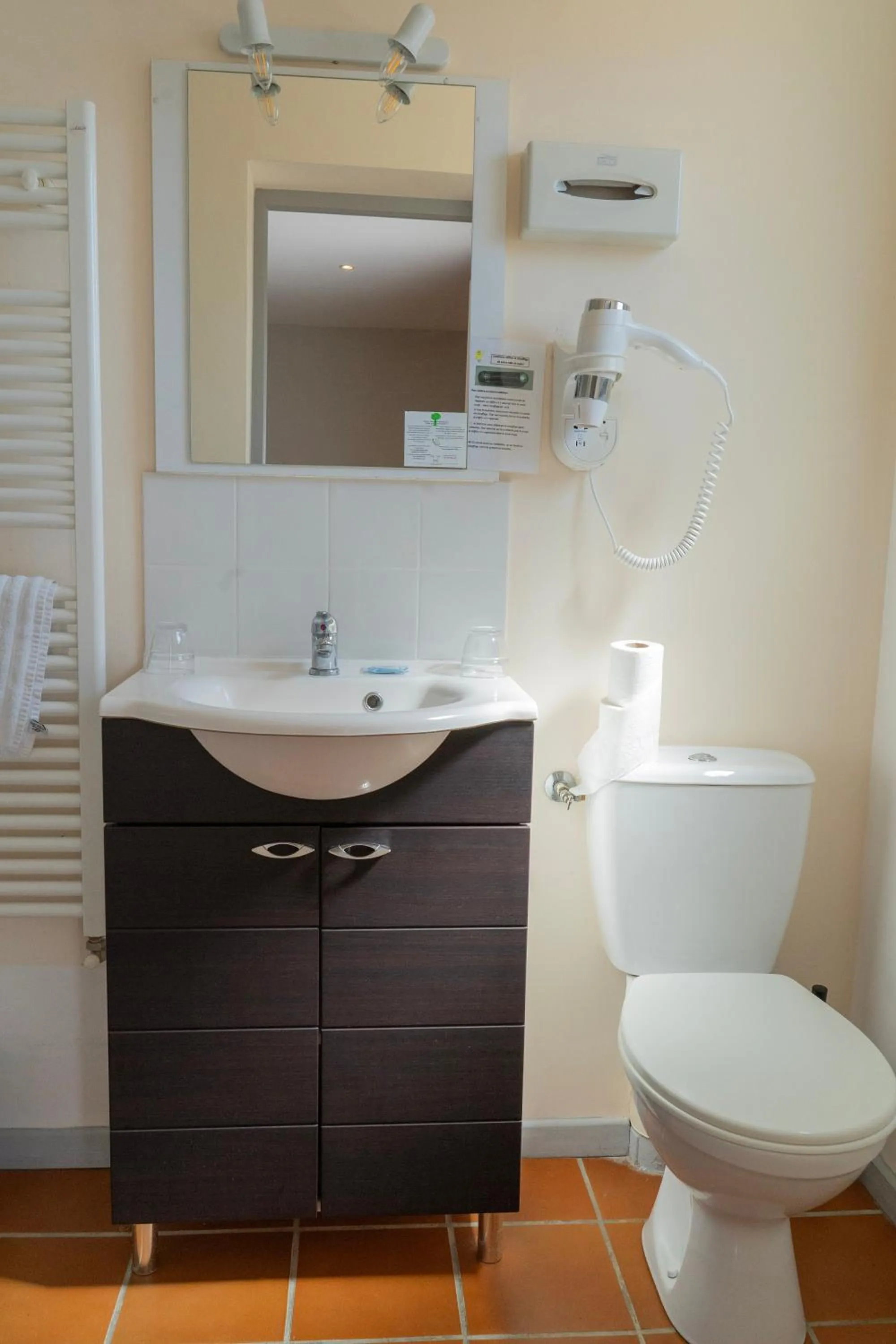 Toilet in Le Haut-Val Résidences