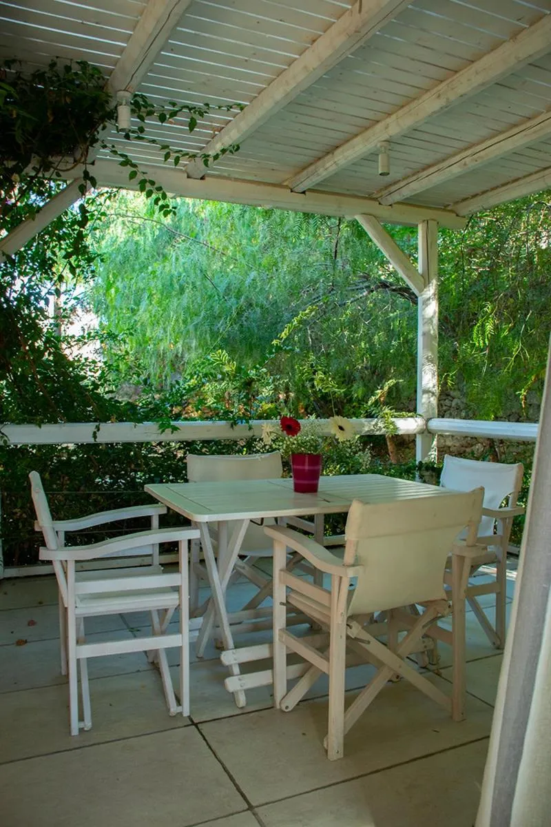 Garden view in Alissachni Luxury Apartments