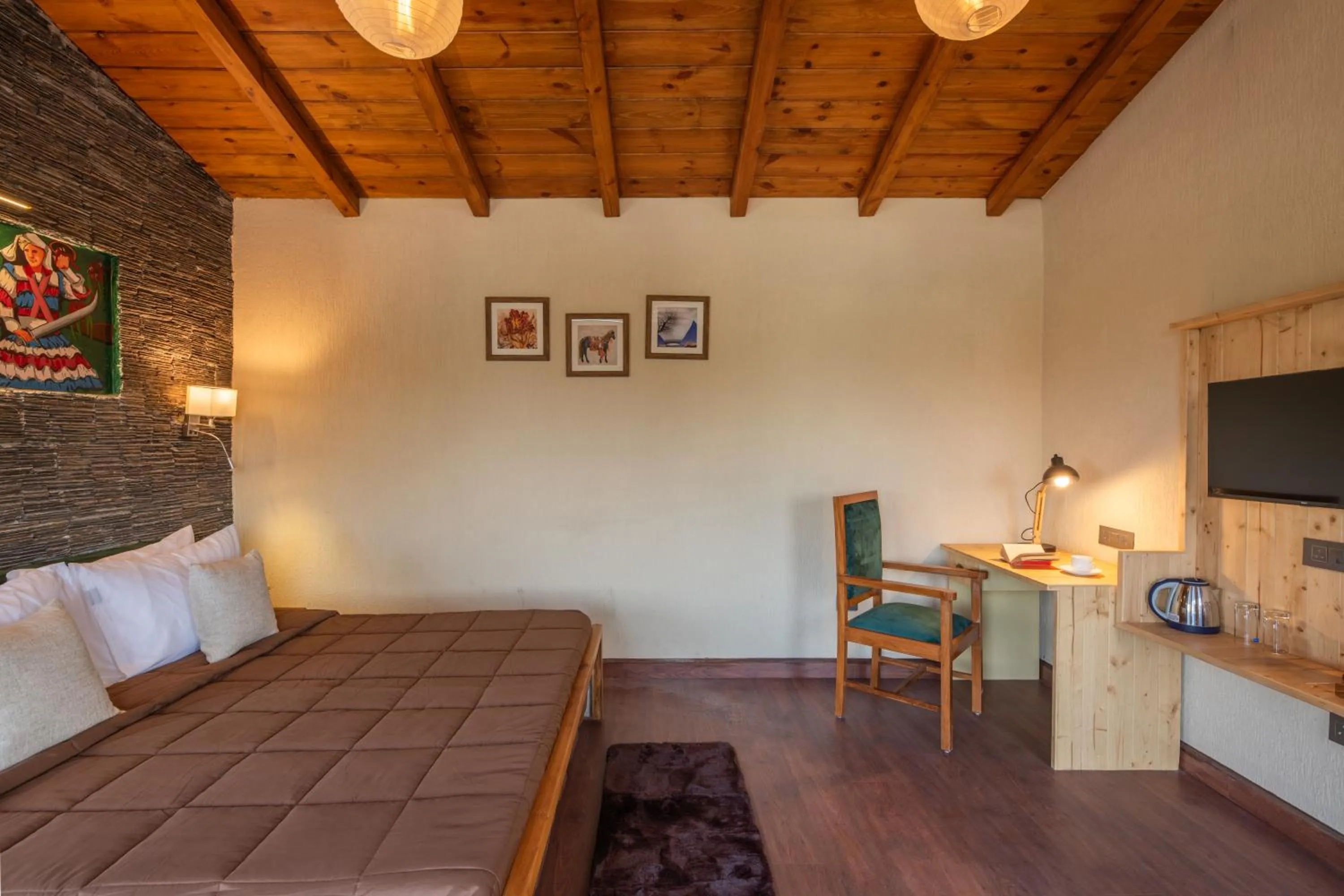 Rudraa resort and restaurant