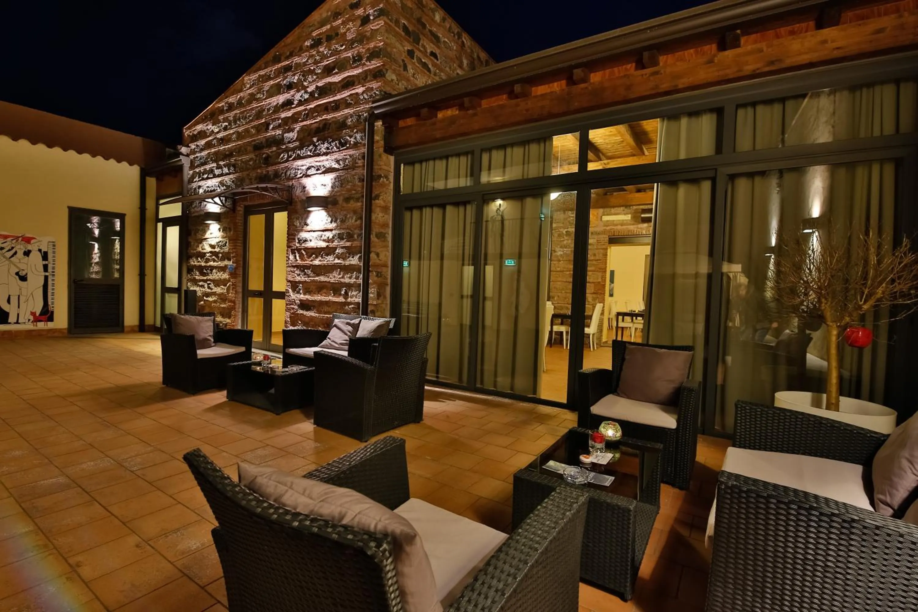 Property building in Art & Jazz Hotel